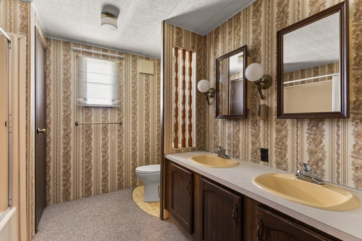 Mobile Home at 36 Friendship Dr, West Bridgewater MA 02379, photo 20 of 29