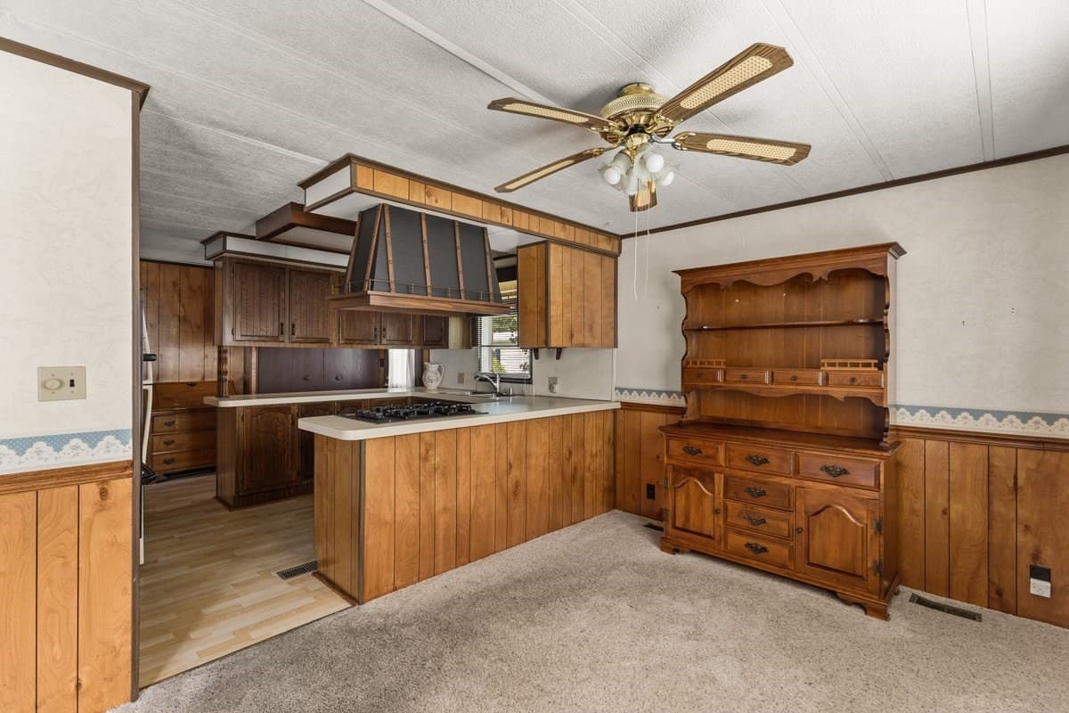 Mobile Home at 36 Friendship Dr, West Bridgewater MA 02379, photo 14 of 29