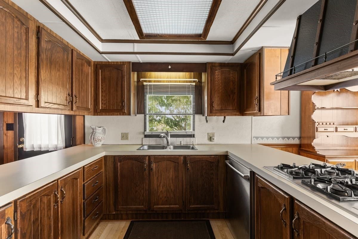 Mobile Home at 36 Friendship Dr, West Bridgewater MA 02379, photo 8 of 29