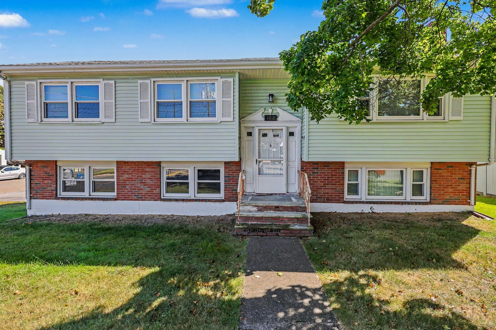 Single Family Residence at 168 Lynn St, Peabody MA 01960, Peabody, photo 2 of 38