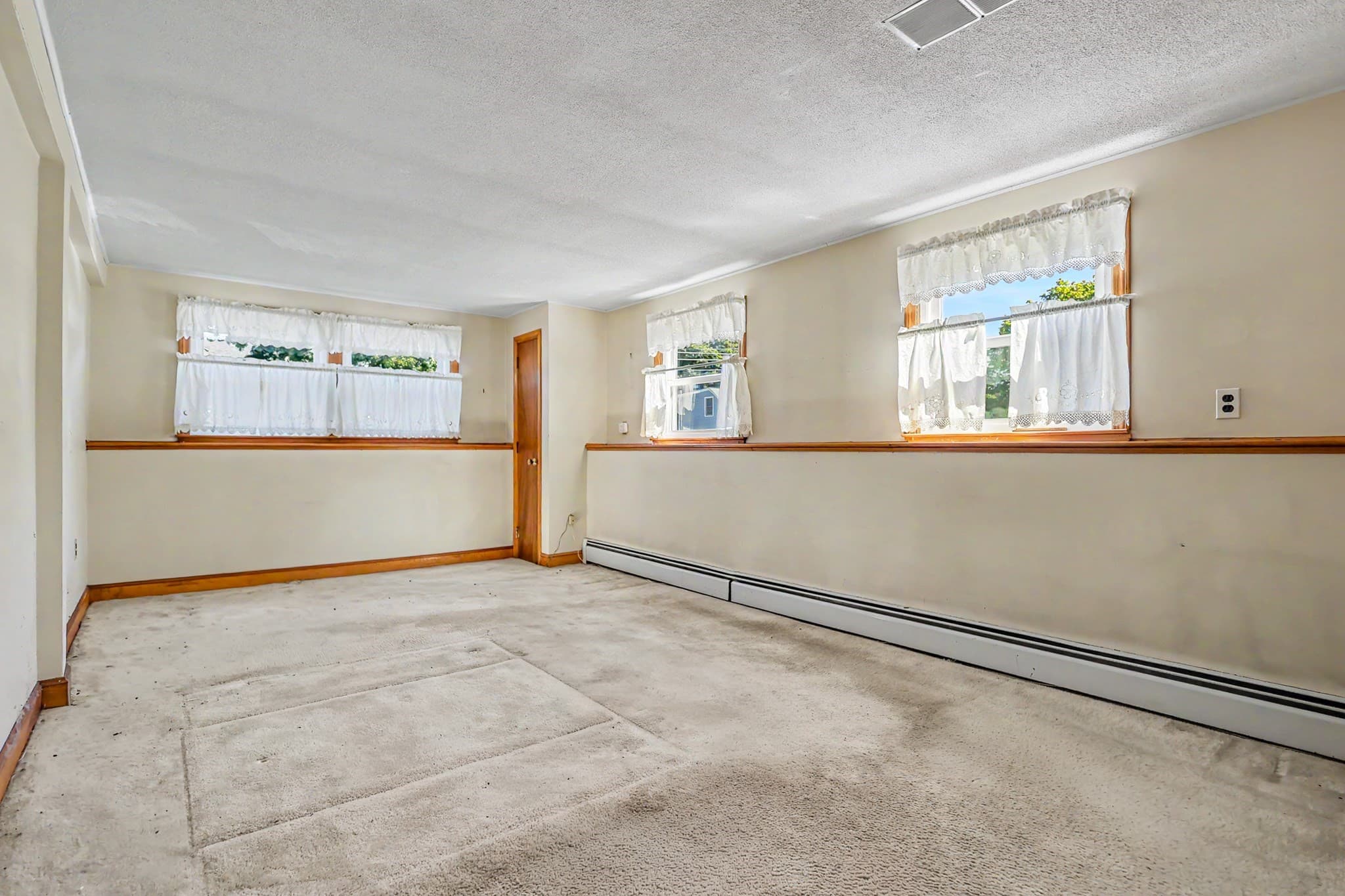 Single Family Residence at 168 Lynn St, Peabody MA 01960, Peabody, photo 25 of 38