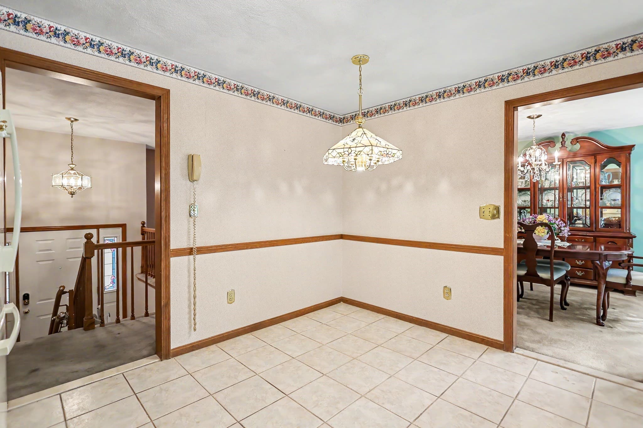 Single Family Residence at 6 Partridge Rd, Methuen MA 01844, Methuen, photo 14 of 40