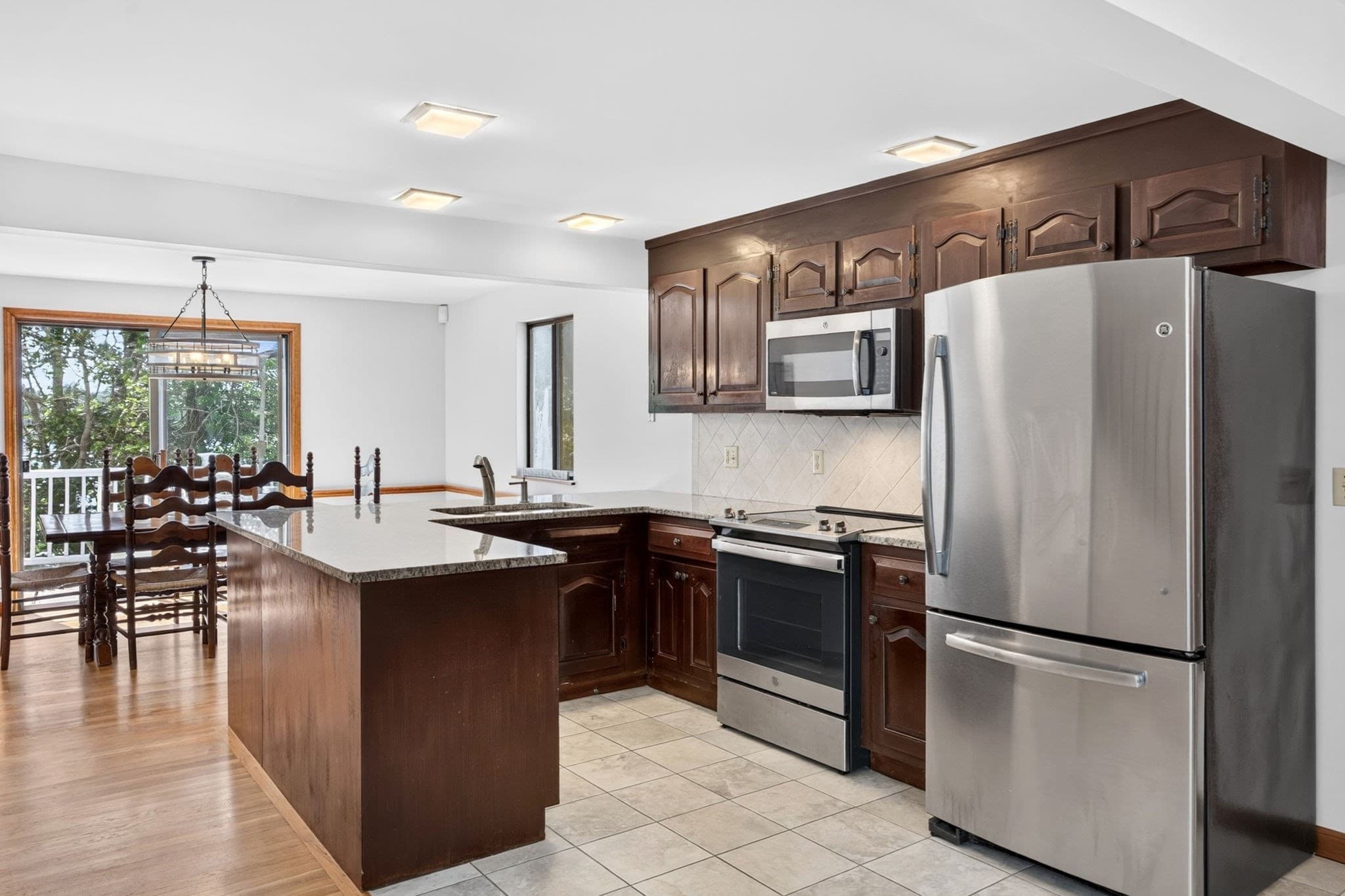 Single Family Residence at 3 Hinckley Rd, Harwich MA 02645, Harwich, photo 13 of 40