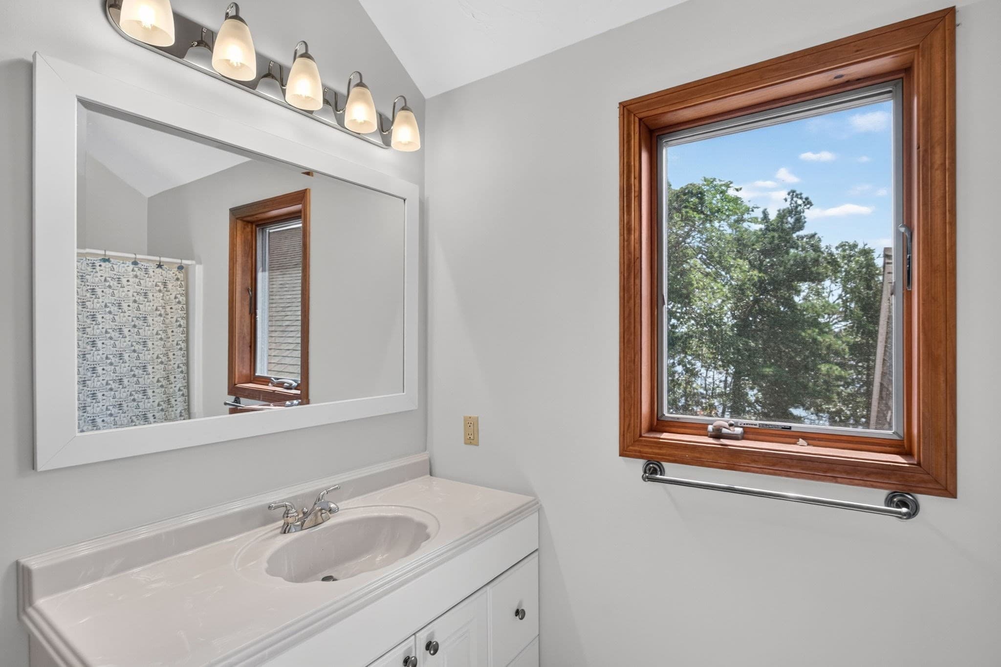 Single Family Residence at 3 Hinckley Rd, Harwich MA 02645, Harwich, photo 26 of 40