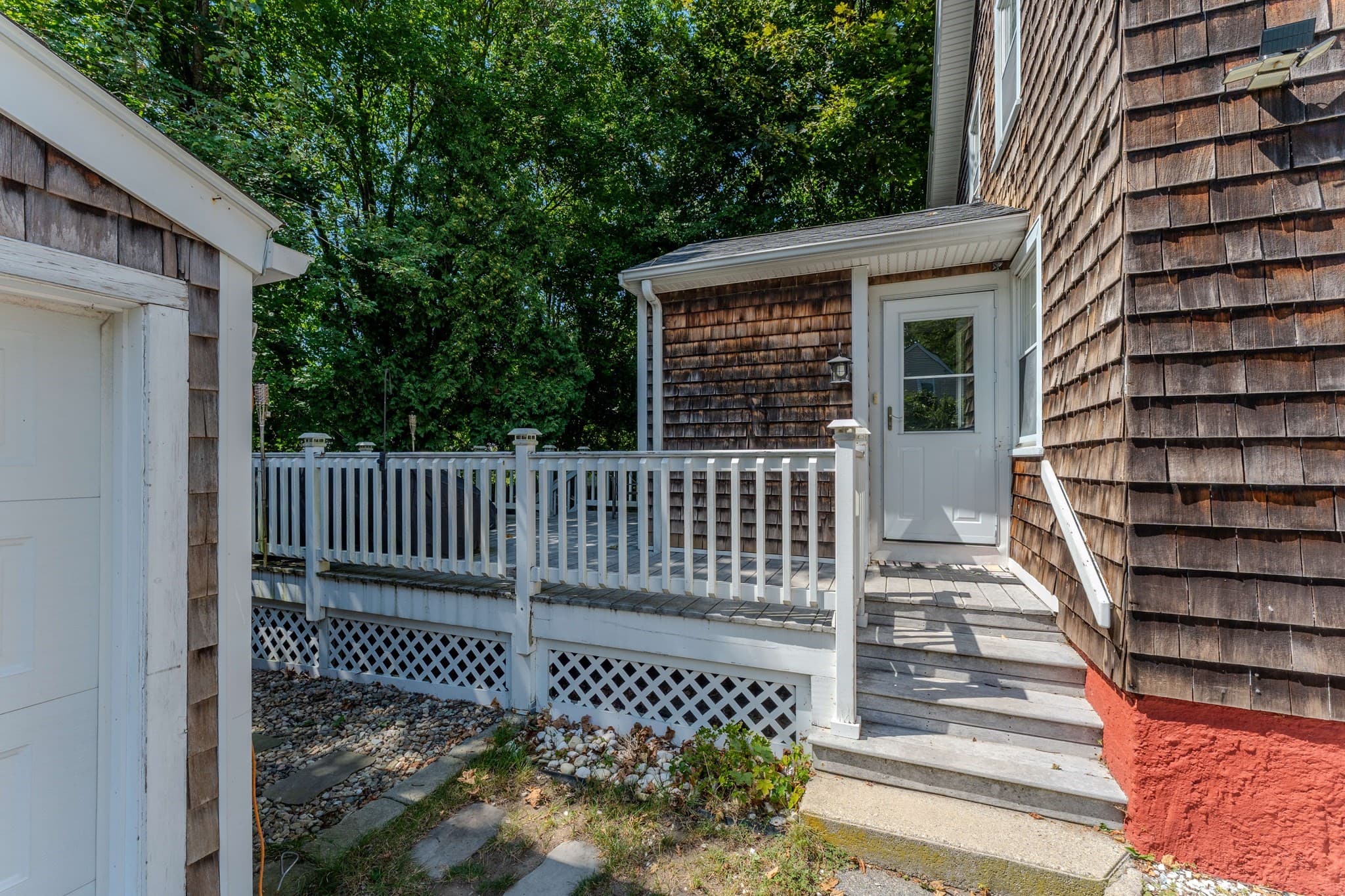 Single Family Residence at 135 Thurber Ave, Somerset MA 02725, Somerset, photo 8 of 37