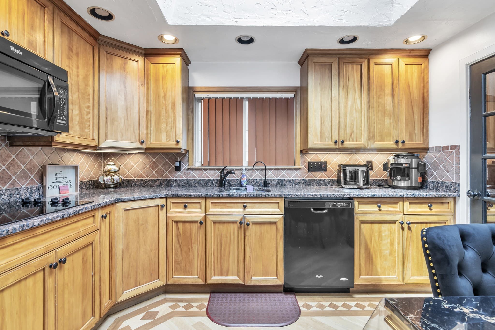 Single Family Residence at 12 Oakland, Lawrence MA 01843, Lawrence, photo 6 of 33