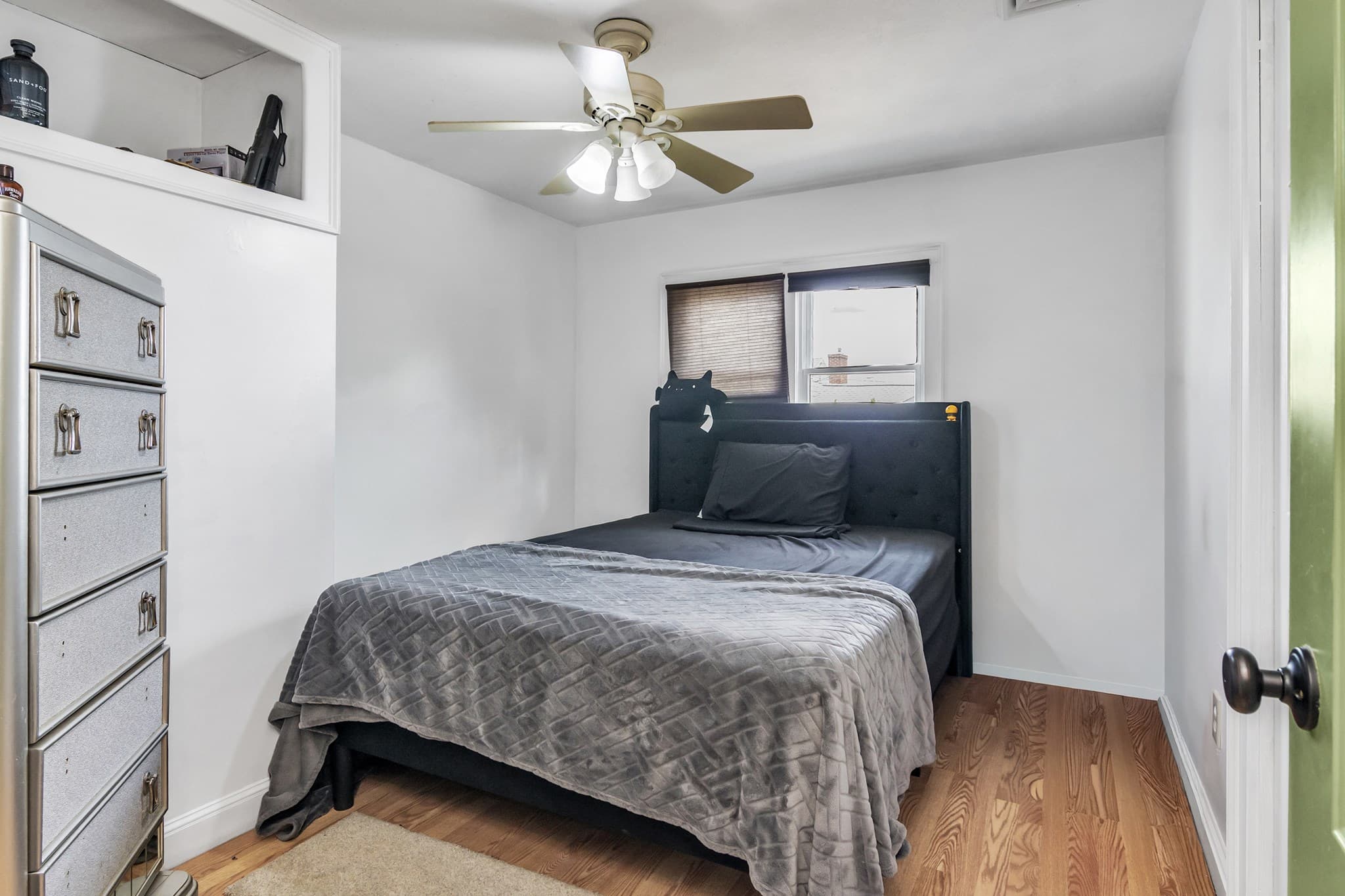 Single Family Residence at 12 Oakland, Lawrence MA 01843, Lawrence, photo 10 of 33