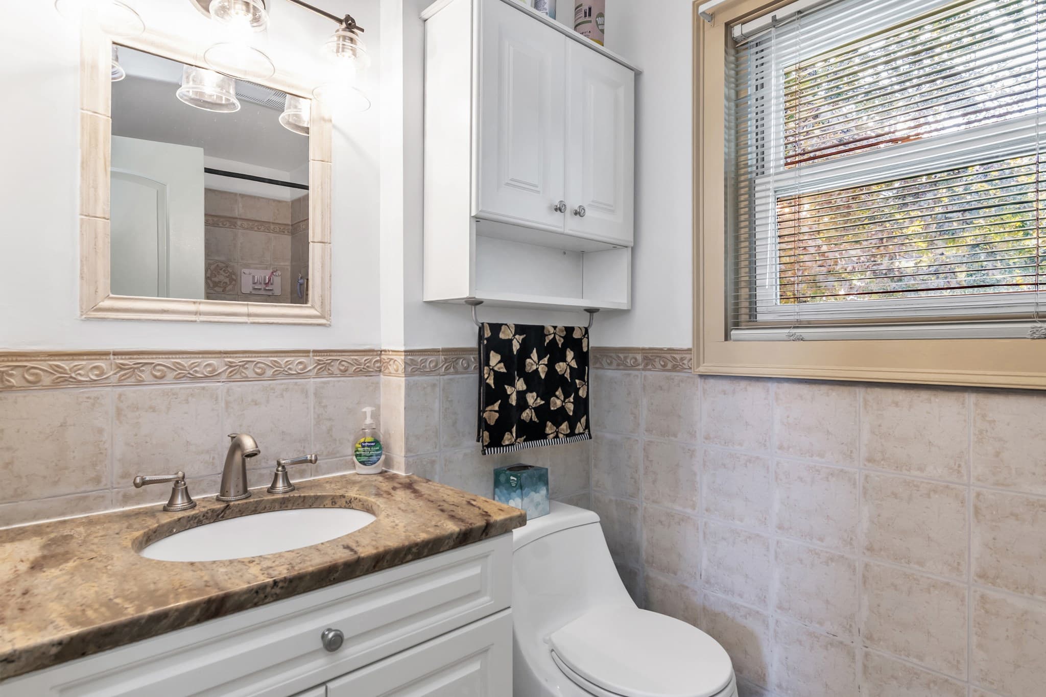 Single Family Residence at 12 Oakland, Lawrence MA 01843, Lawrence, photo 11 of 33