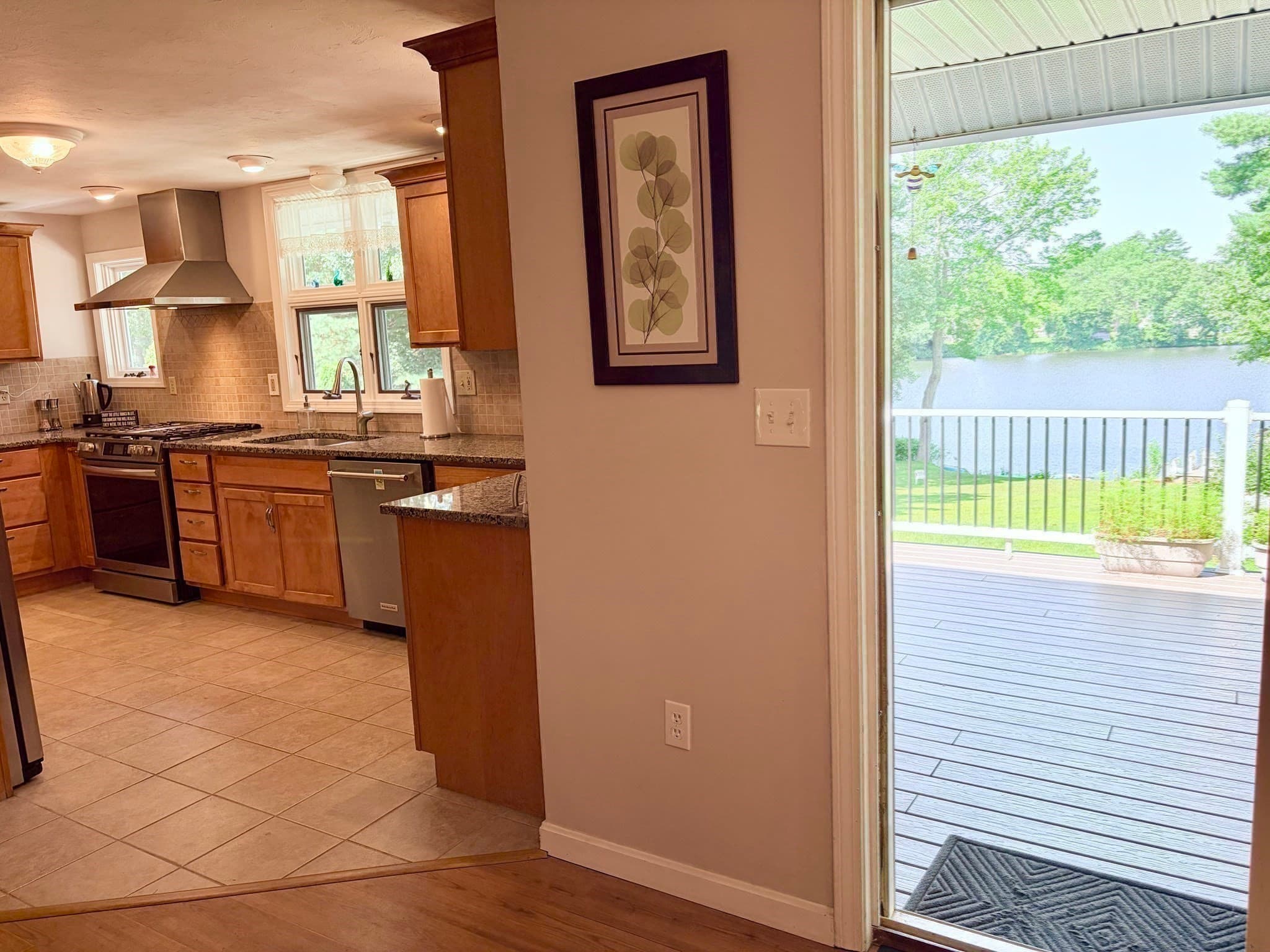 Single Family Residence at 11 Cove Dr, Sturbridge MA 01566, Sturbridge, photo 14 of 42