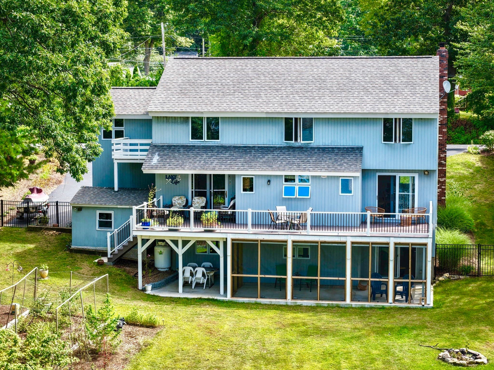 Single Family Residence at 11 Cove Dr, Sturbridge MA 01566, Sturbridge, photo 41 of 42