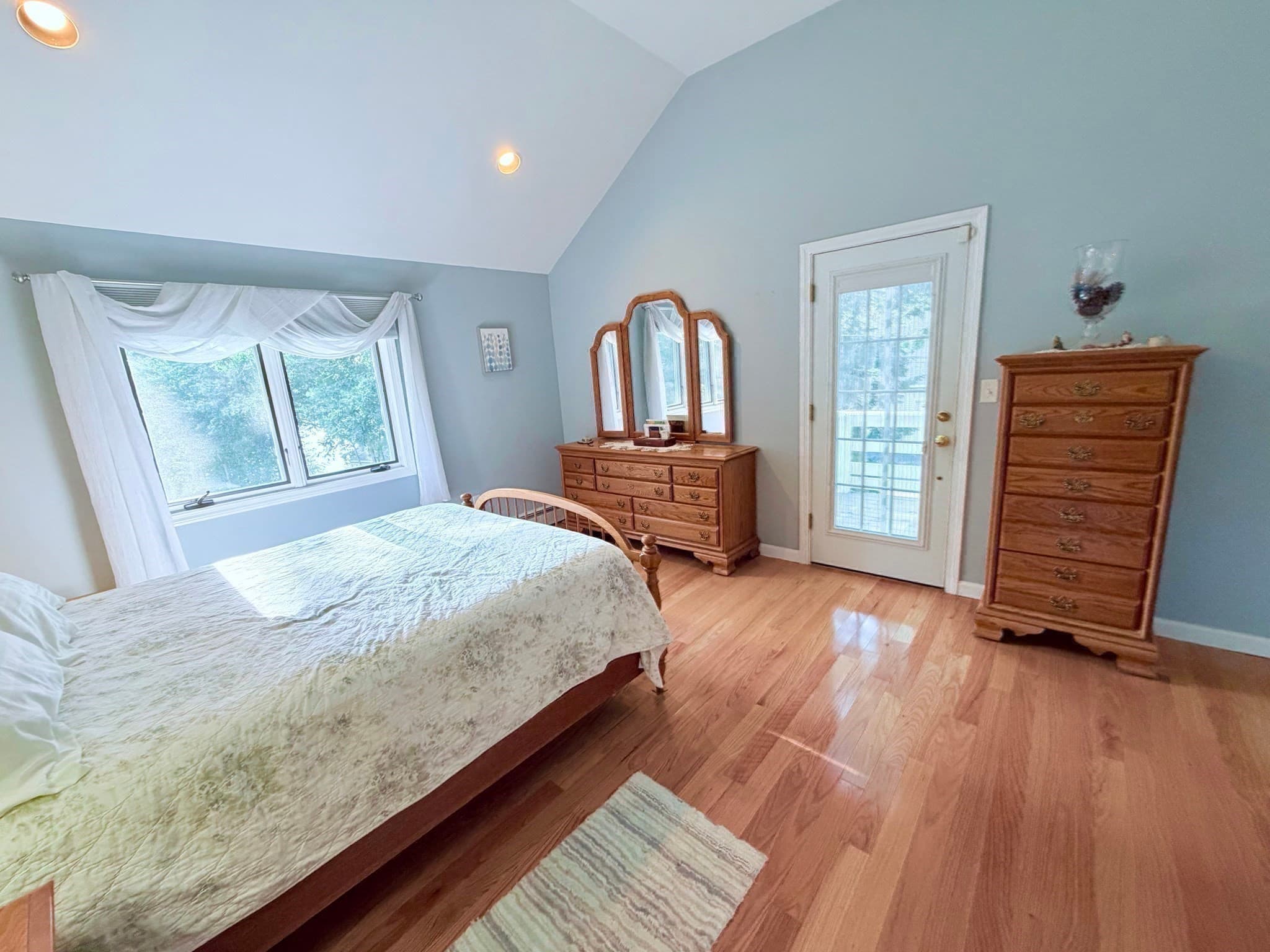 Single Family Residence at 11 Cove Dr, Sturbridge MA 01566, Sturbridge, photo 19 of 42