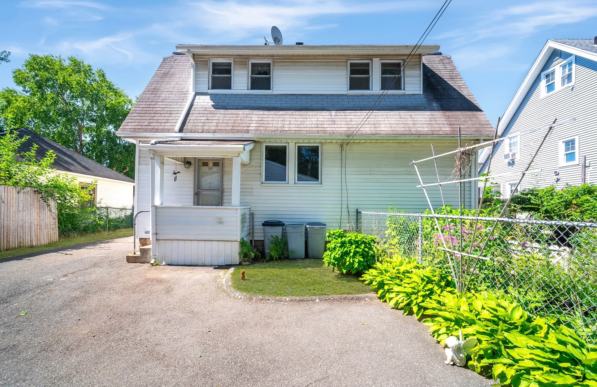 Single Family Residence at 51 Itendale St, Springfield MA 01108, Springfield, photo 41 of 42
