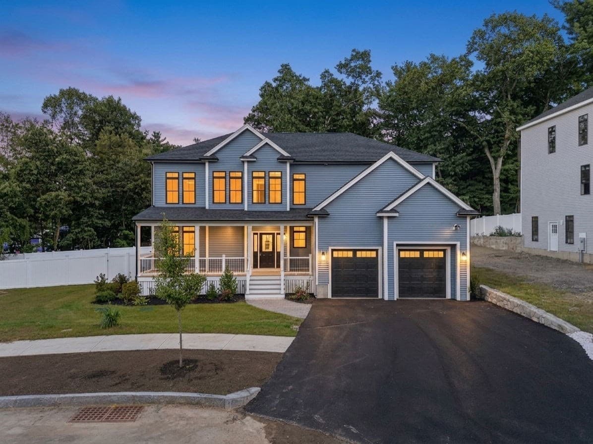 44 Grandview Road, Reading MA 01867