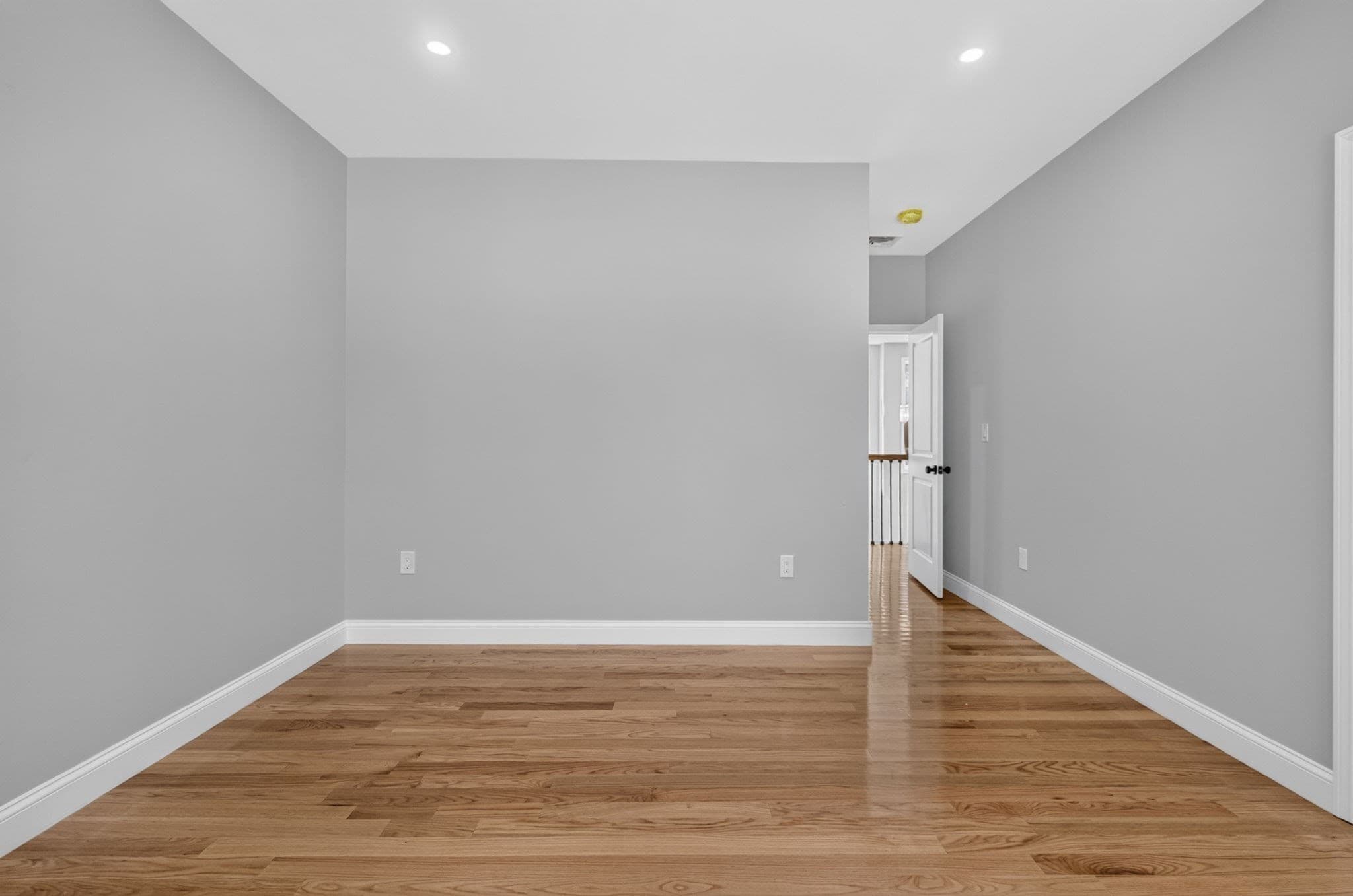 Single Family Residence at 44 Grandview Road, Reading MA 01867, Reading, photo 21 of 34
