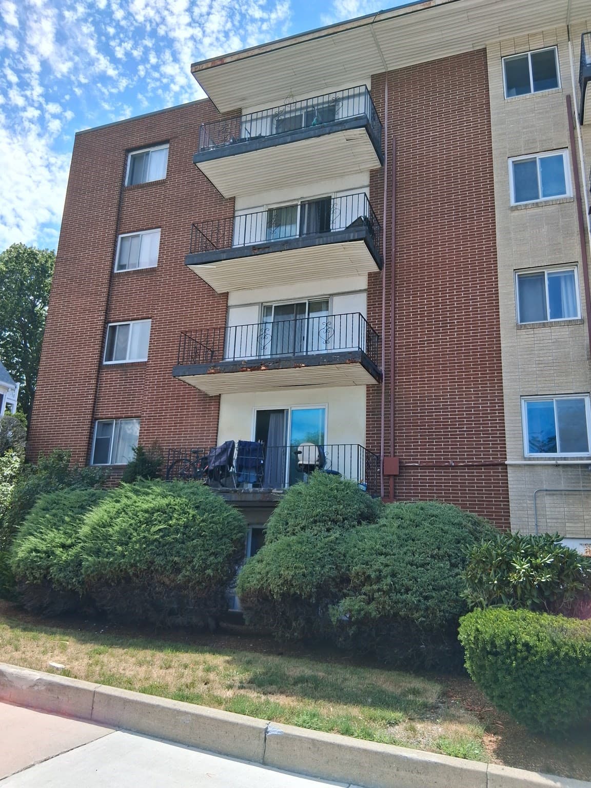 Condominium at 80 Main St # 9, Malden MA 02148, Malden, photo 2 of 18