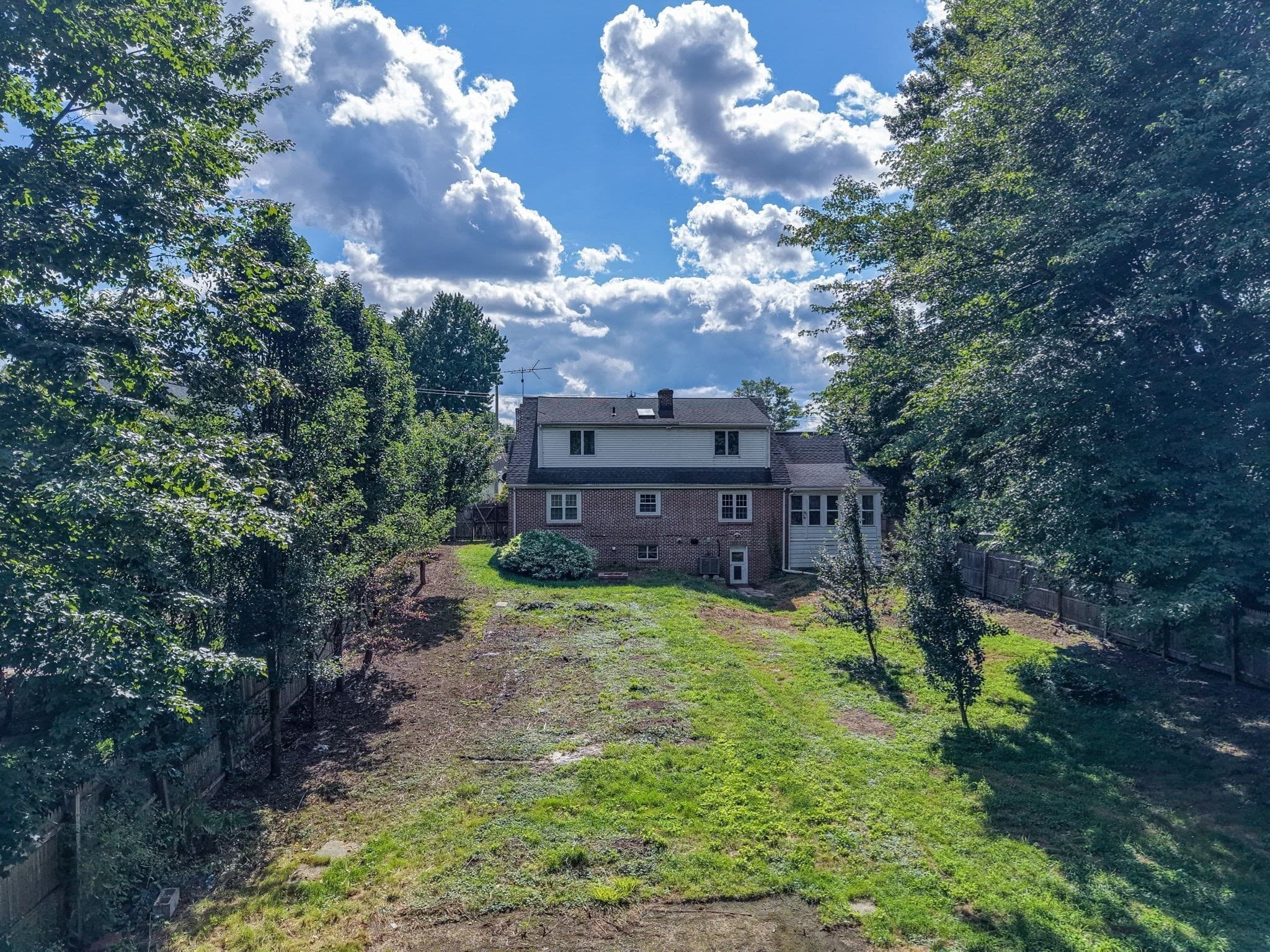 Single Family Residence at 115 Saint James Ave, Chicopee MA 01020, Chicopee, photo 39 of 42