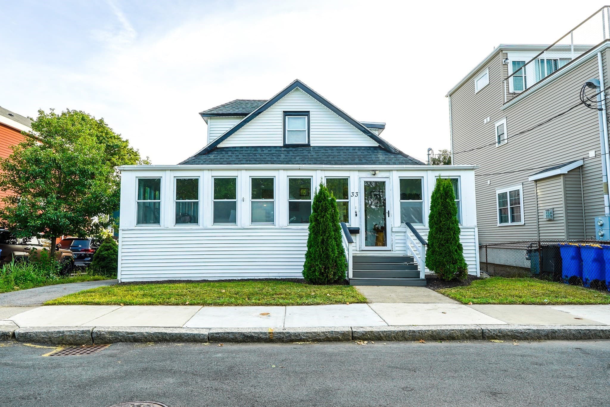 33 Bay View Ave, Winthrop MA 02152