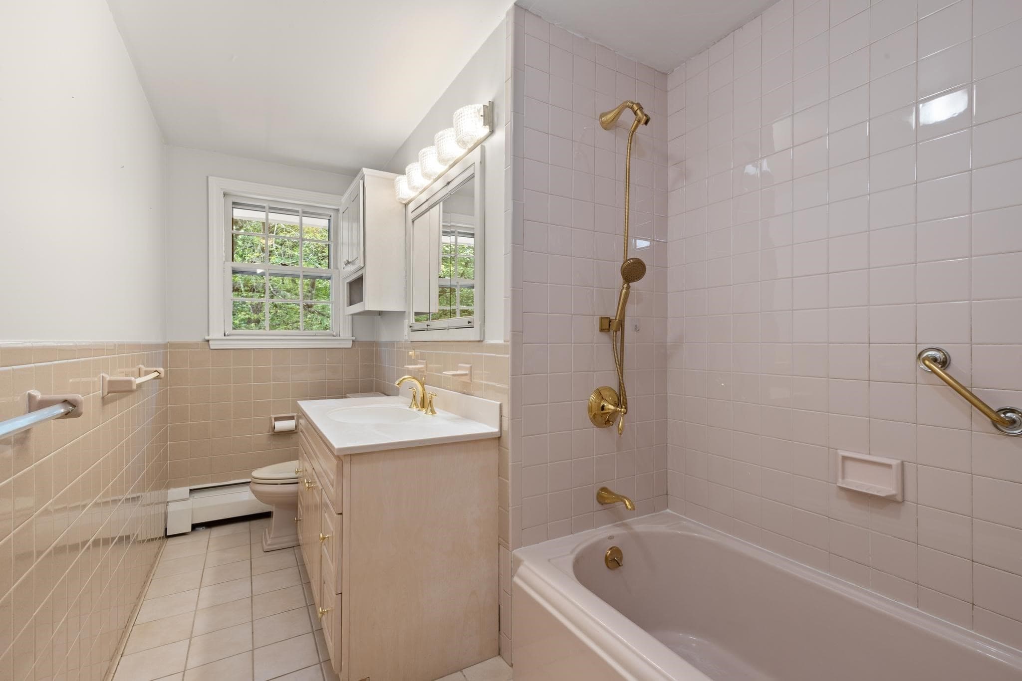 Single Family Residence at 12 Old Stagecoach Rd, Bedford MA 01730, Bedford, photo 23 of 34