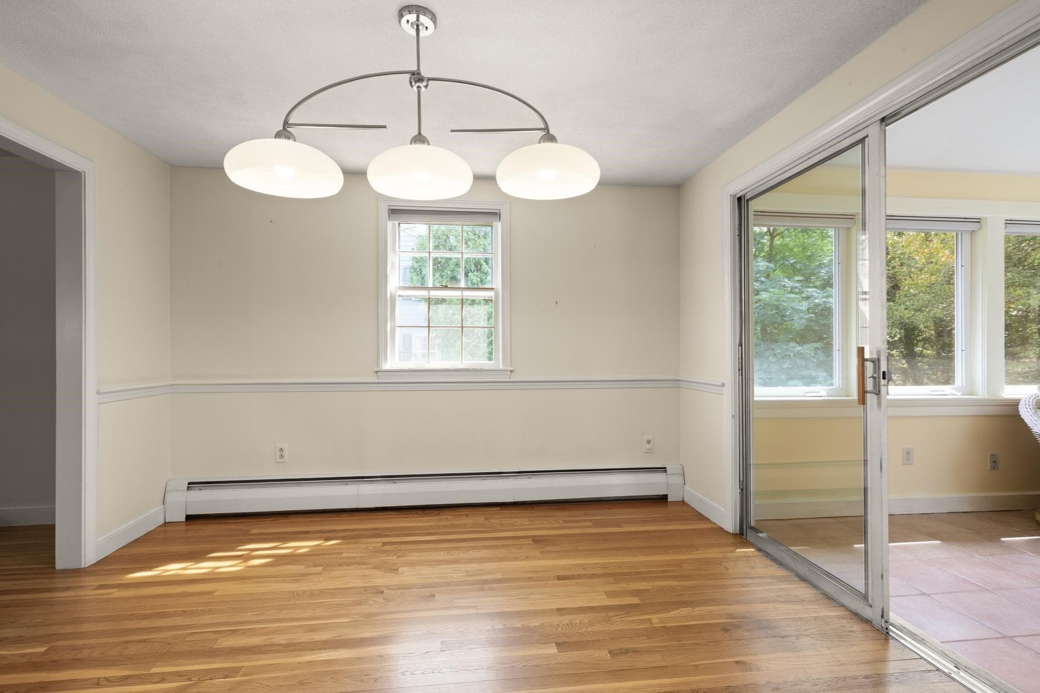 Single Family Residence at 12 Old Stagecoach Rd, Bedford MA 01730, Bedford, photo 10 of 34