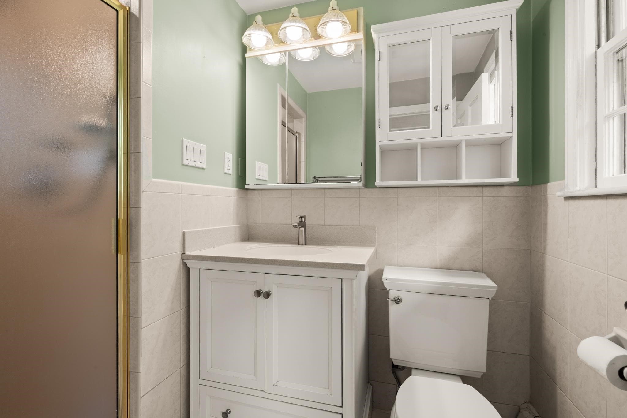 Single Family Residence at 12 Old Stagecoach Rd, Bedford MA 01730, Bedford, photo 18 of 34