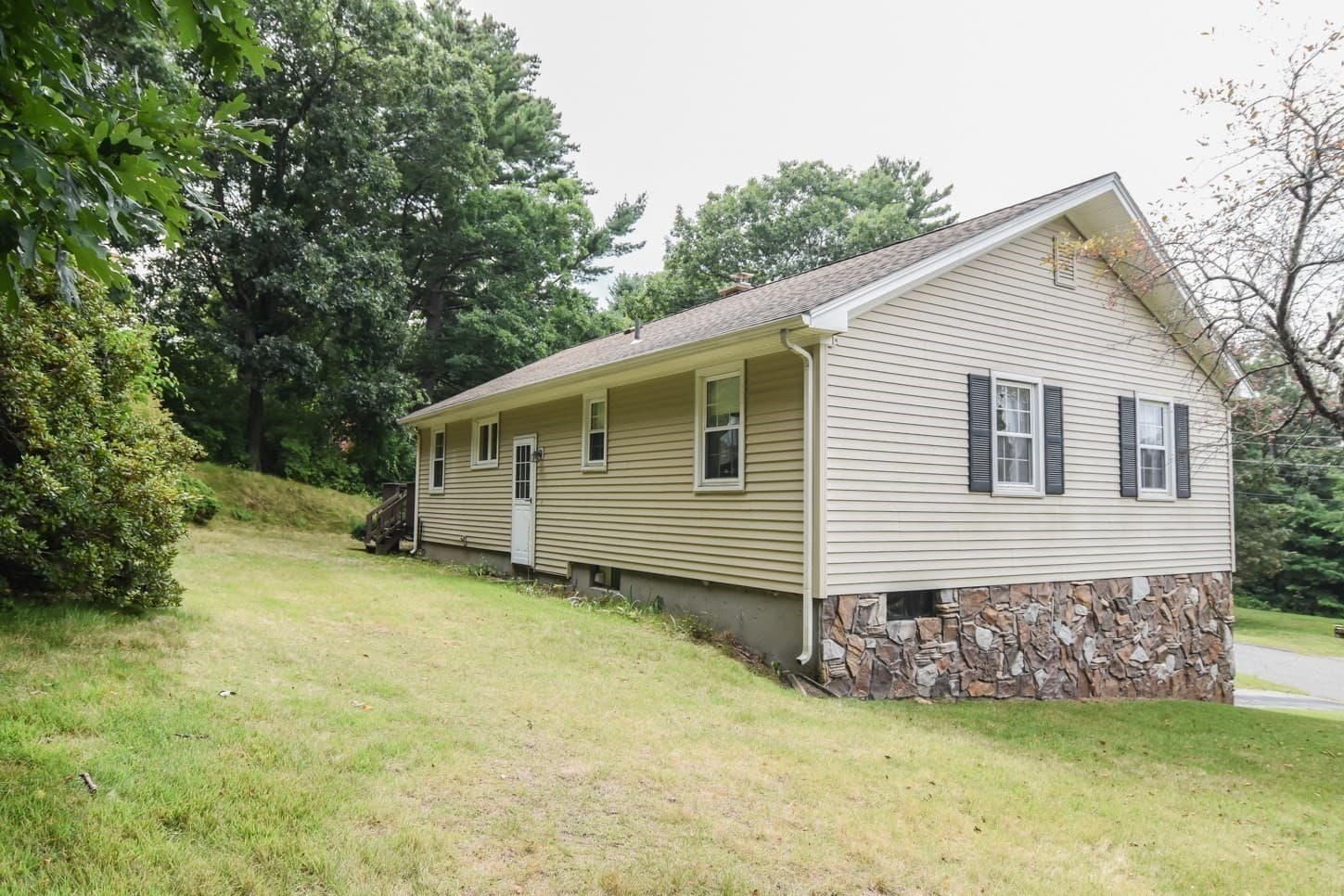 Single Family Residence at 4 Emelda St, Palmer MA 01069, Palmer, photo 5 of 39