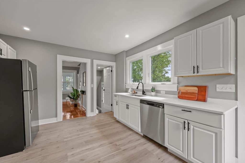 Single Family Residence at 71 Essex St, Pittsfield MA 01201, Pittsfield, photo 23 of 42