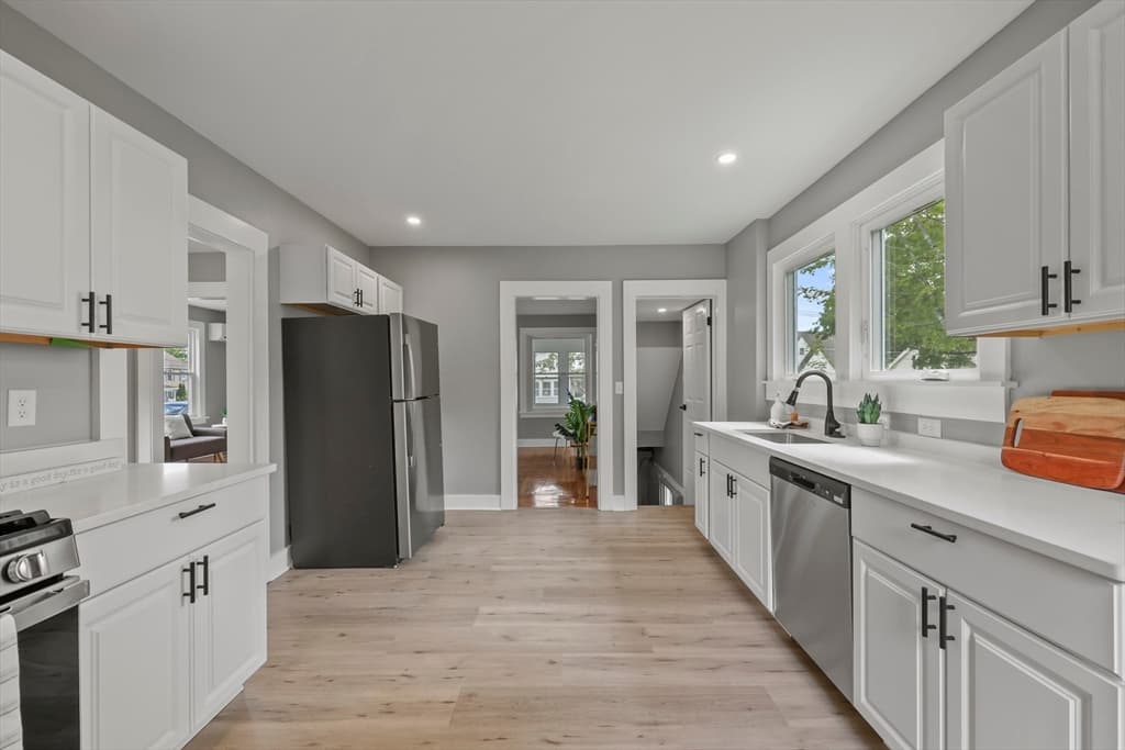 Single Family Residence at 71 Essex St, Pittsfield MA 01201, Pittsfield, photo 22 of 42