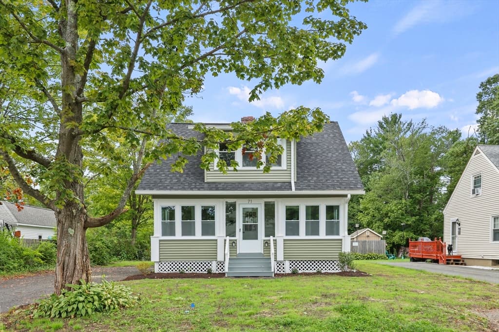 Single Family Residence at 71 Essex St, Pittsfield MA 01201, Pittsfield, photo 3 of 42