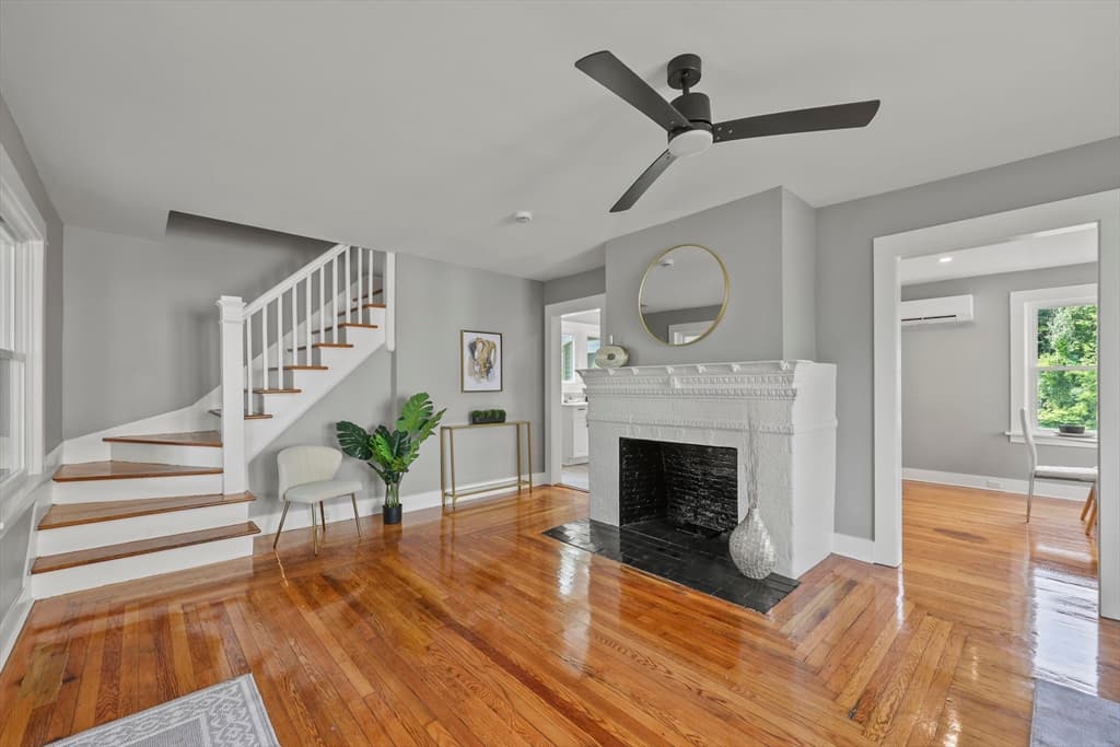 Single Family Residence at 71 Essex St, Pittsfield MA 01201, Pittsfield, photo 9 of 42