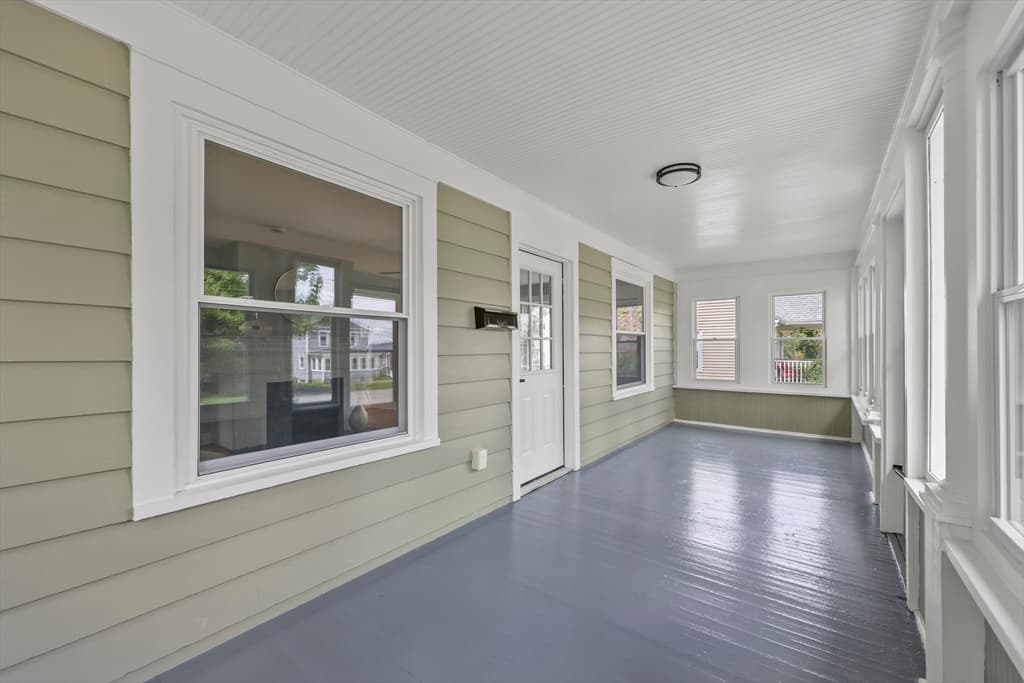 Single Family Residence at 71 Essex St, Pittsfield MA 01201, Pittsfield, photo 4 of 42