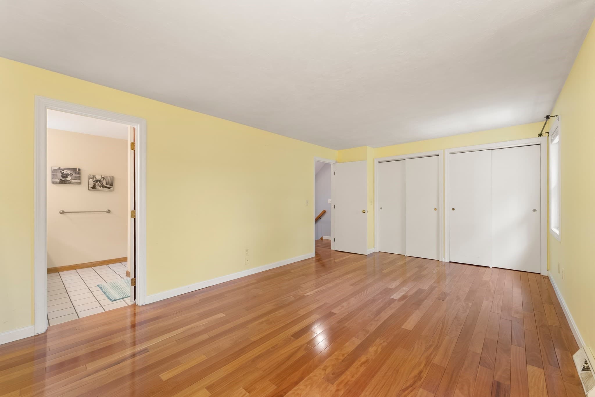 Single Family Residence at 128 Orton St Ext, Worcester MA 01604, Worcester, photo 12 of 24