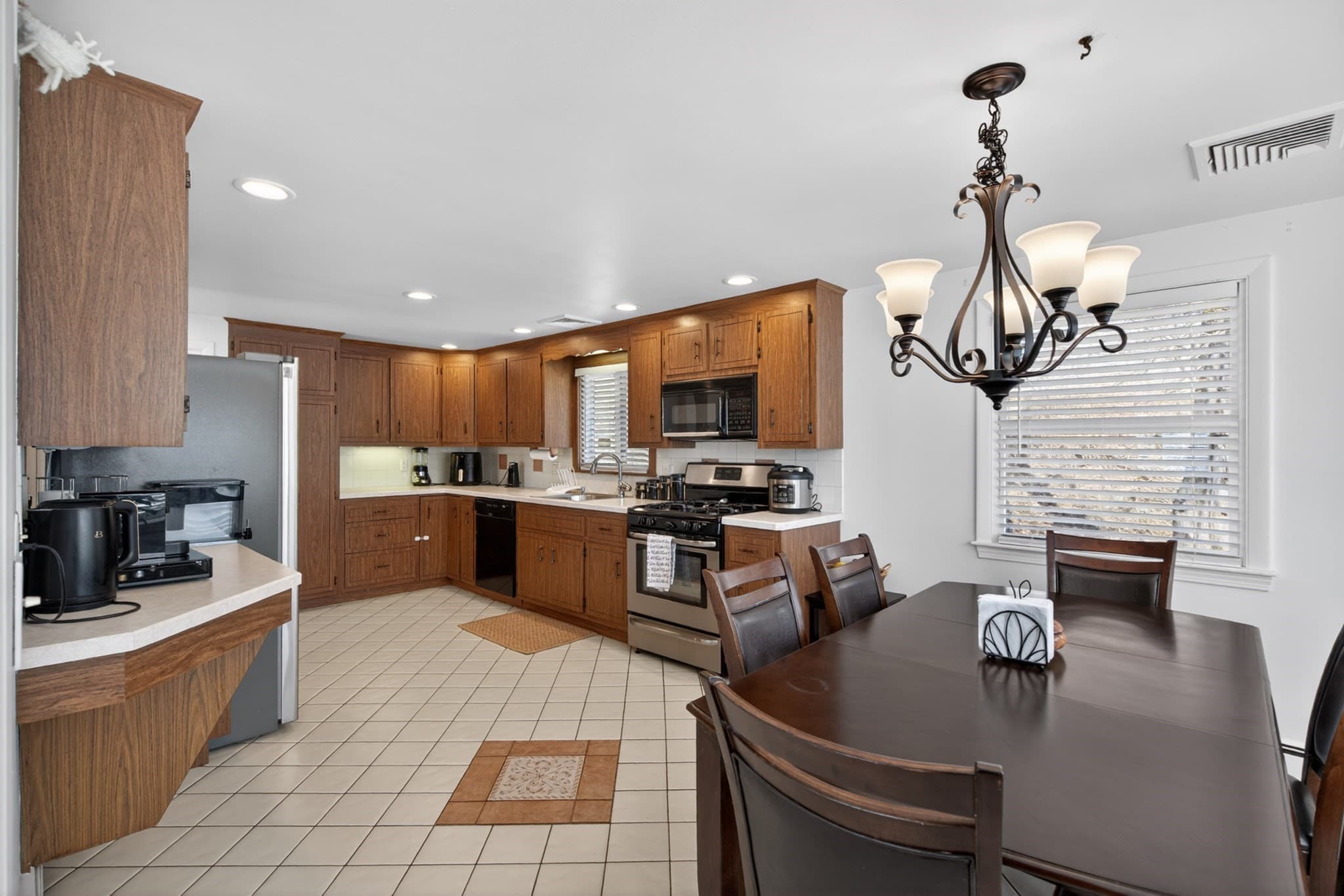 Single Family Residence at 4 River Park St, Needham MA 02494, Needham, photo 14 of 41