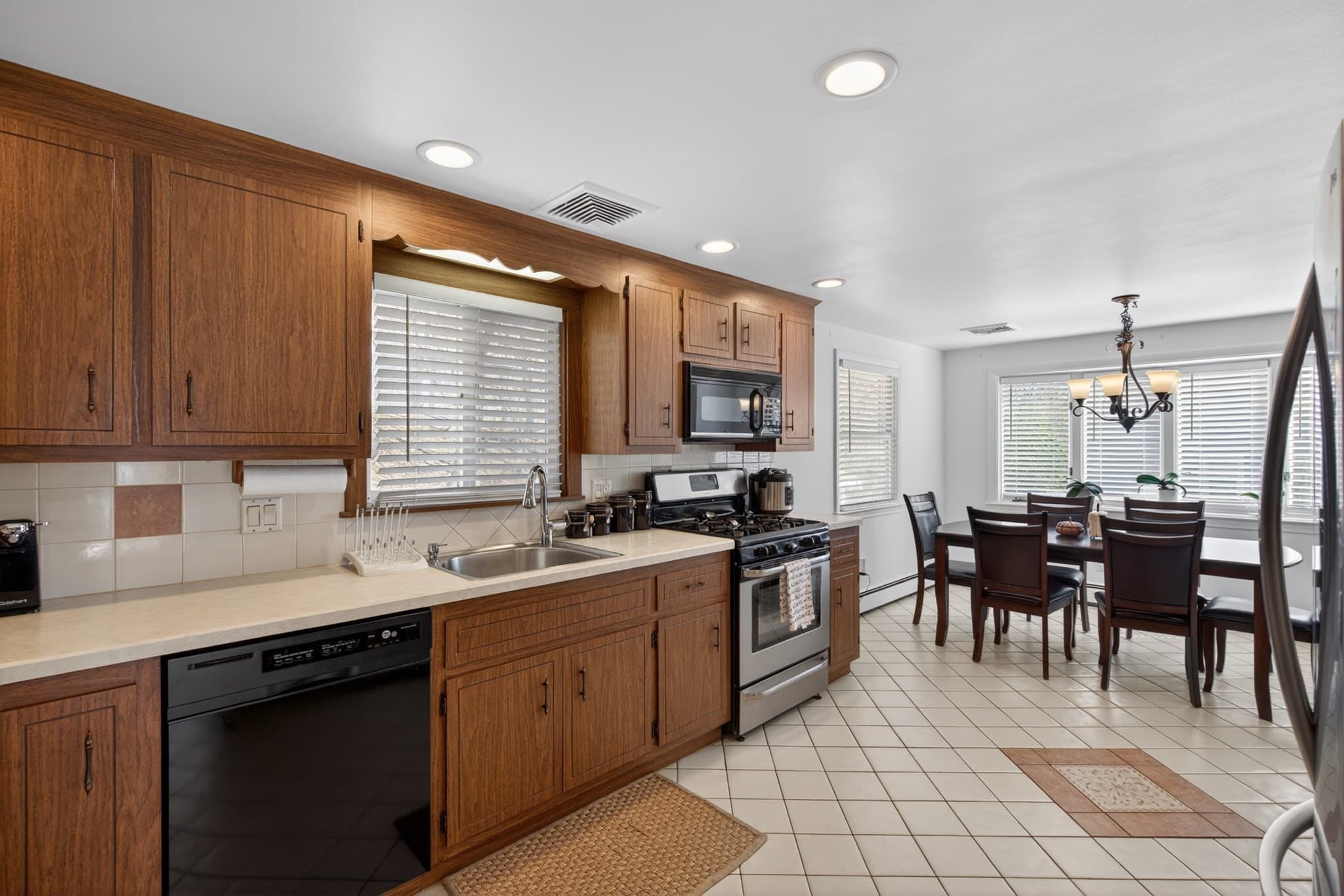 Single Family Residence at 4 River Park St, Needham MA 02494, Needham, photo 21 of 41