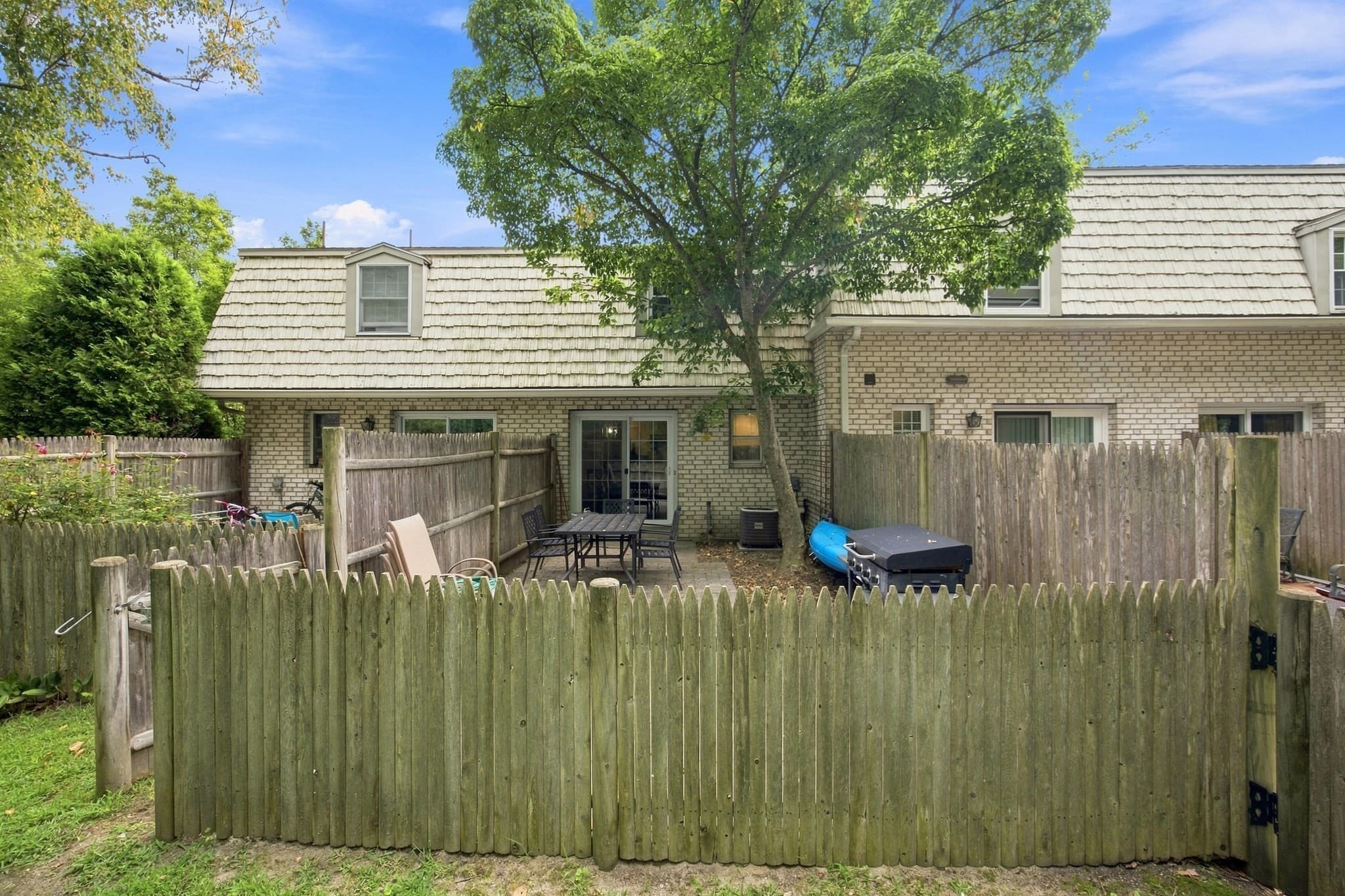 Condominium at 7 Corey Colonial # 7, Agawam MA 01001, Agawam, photo 26 of 27