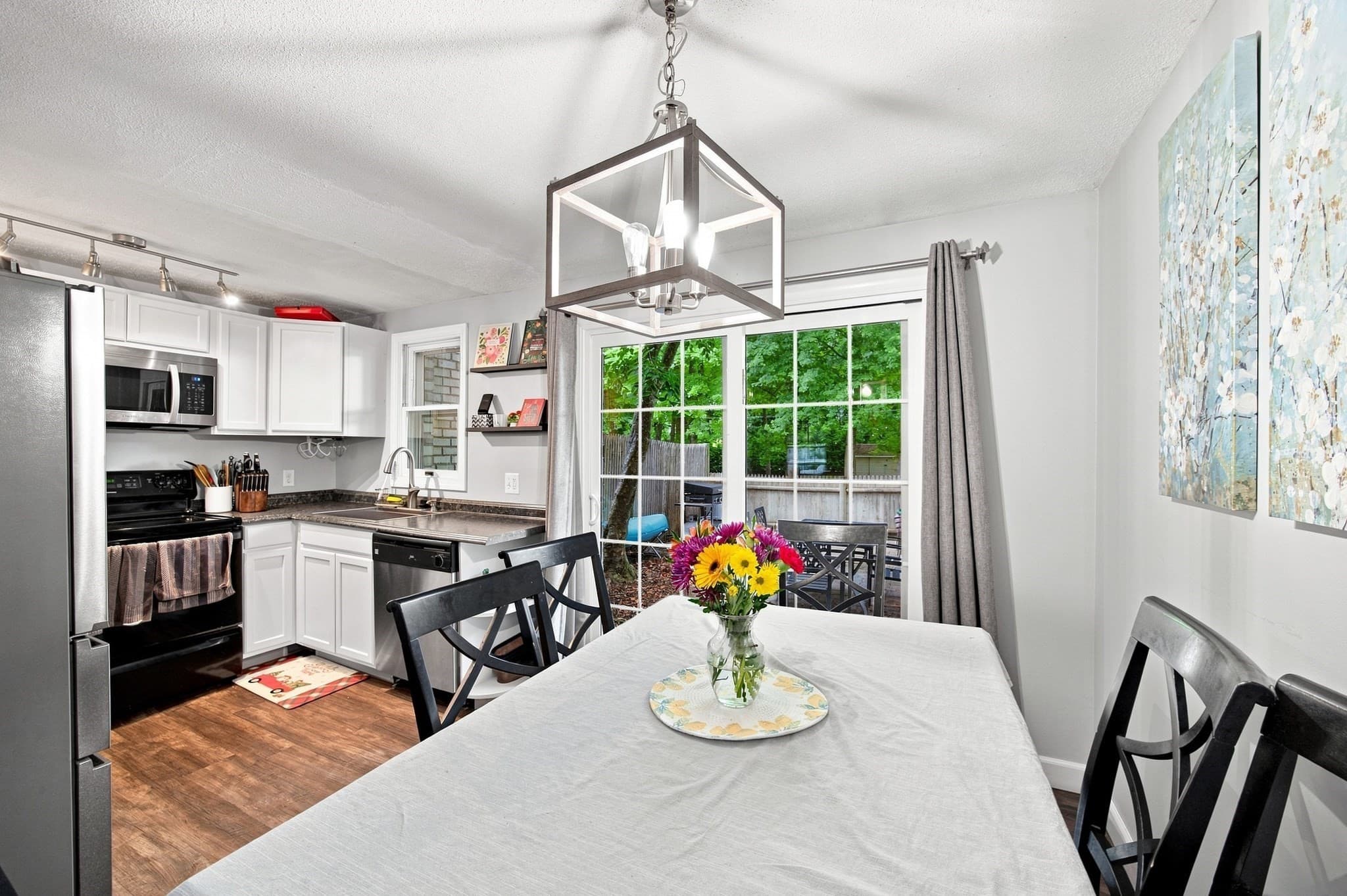 Condominium at 7 Corey Colonial # 7, Agawam MA 01001, Agawam, photo 10 of 27