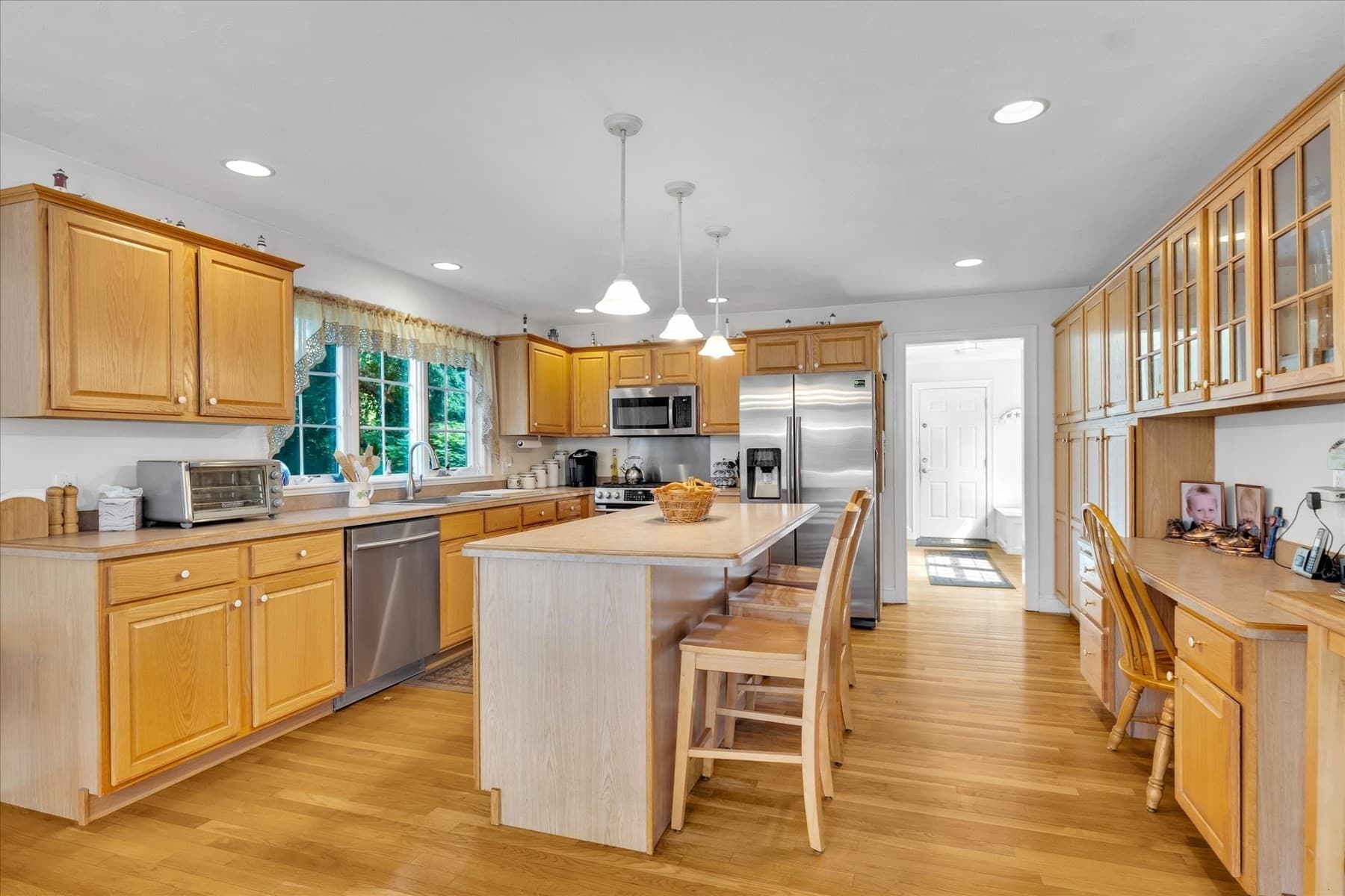 Single Family Residence at 58 Fox Crossing Rd, Brewster MA 02631, Brewster, photo 3 of 42