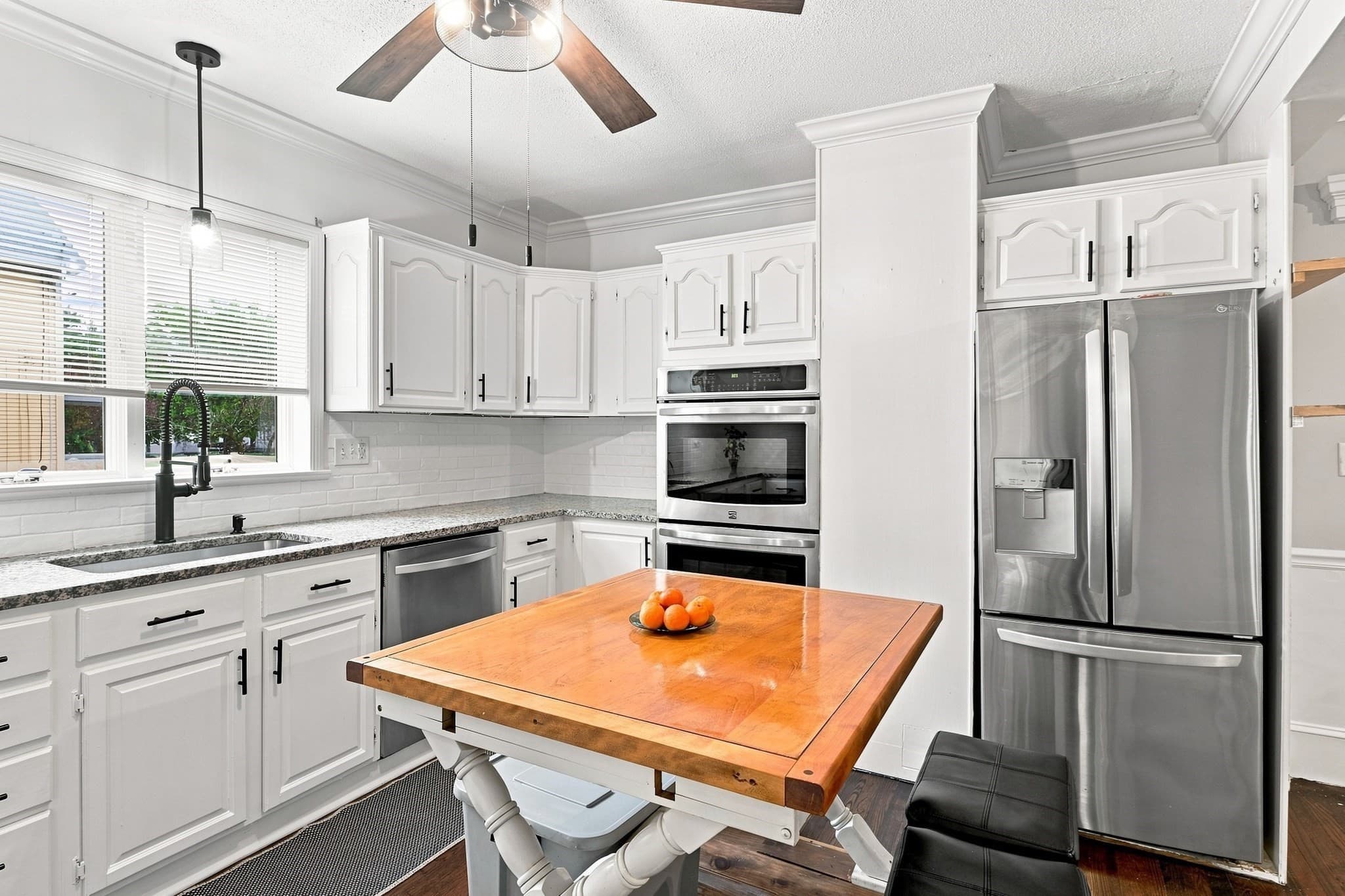 Single Family Residence at 70 Pine St, Chicopee MA 01020, Chicopee, photo 6 of 39