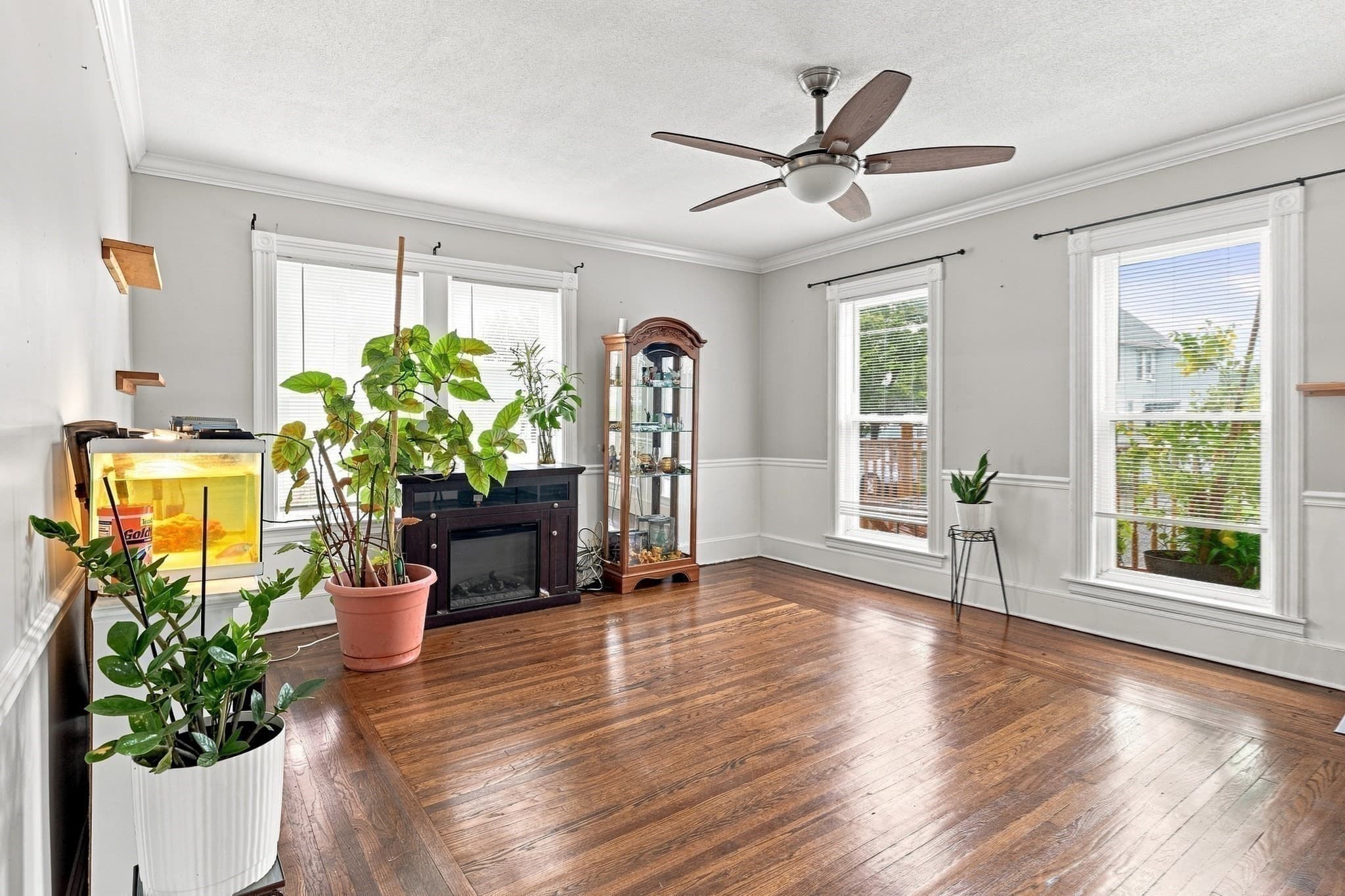 Single Family Residence at 70 Pine St, Chicopee MA 01020, Chicopee, photo 13 of 39