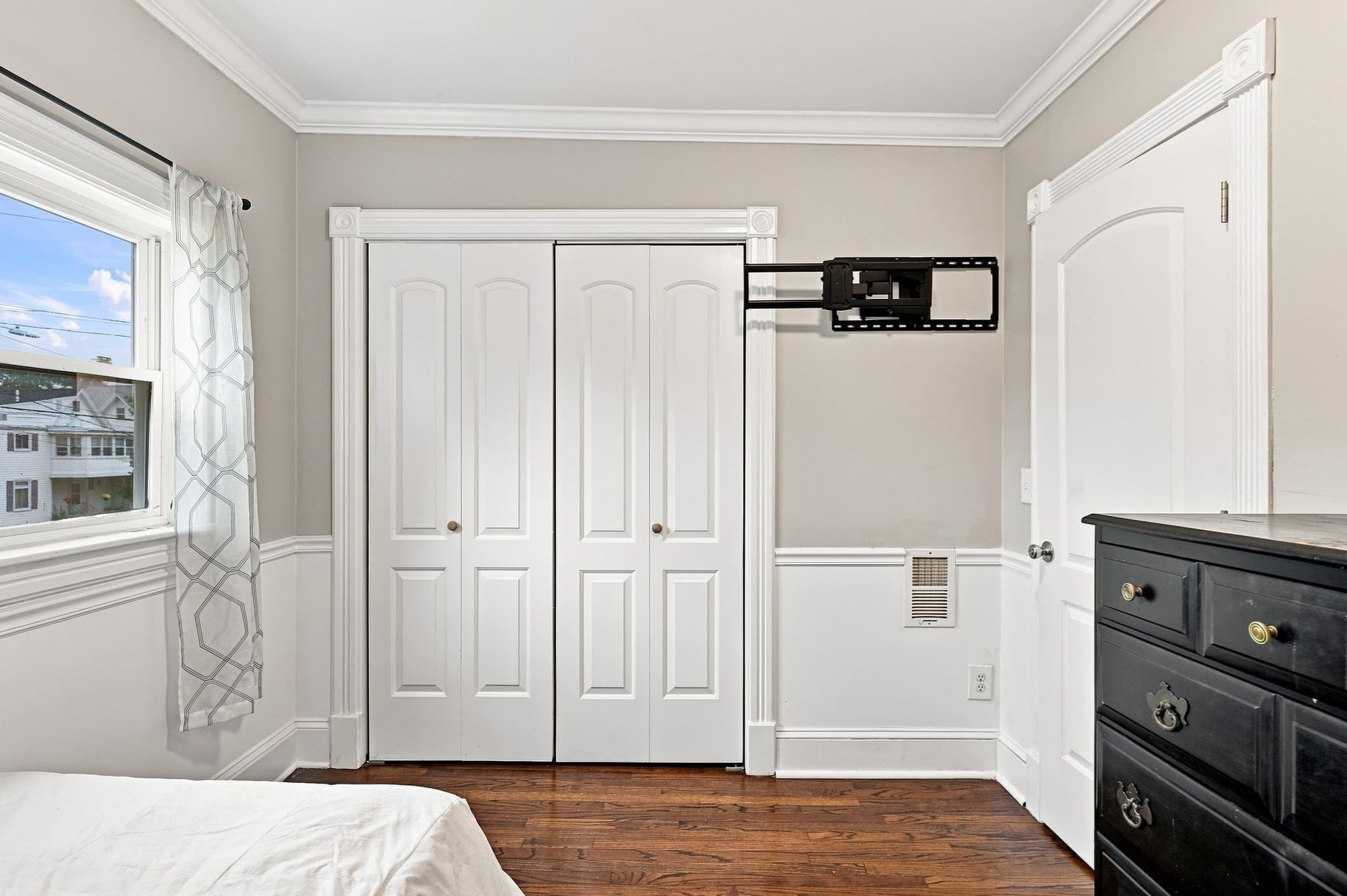 Single Family Residence at 70 Pine St, Chicopee MA 01020, Chicopee, photo 18 of 39