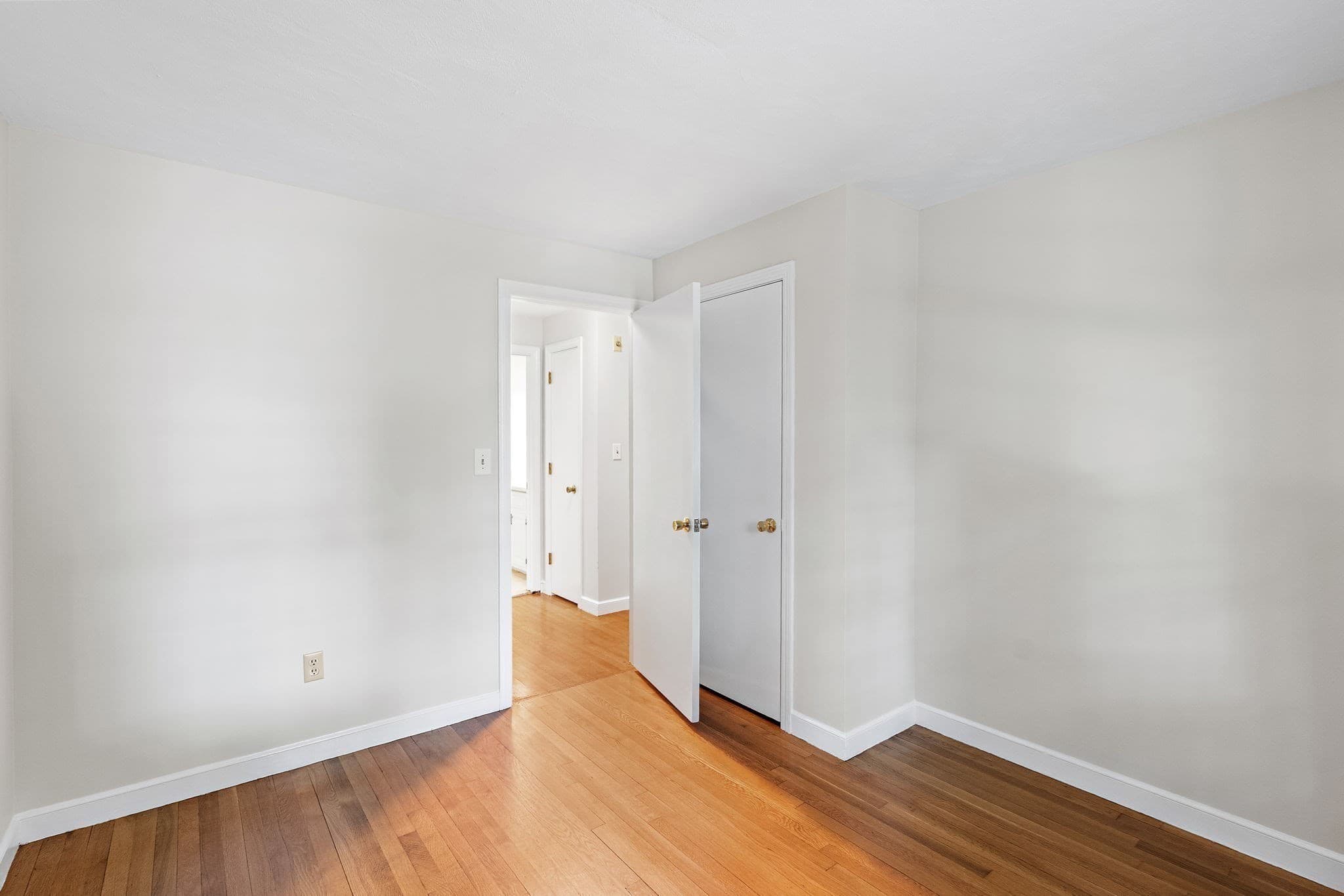 Single Family Residence at 141 Longhill Rd, Franklin MA 02038, Franklin, photo 28 of 42