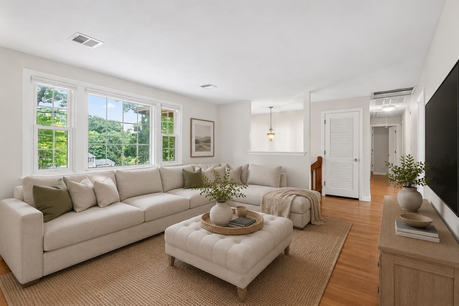Single Family Residence at 141 Longhill Rd, Franklin MA 02038, Franklin, photo 5 of 42