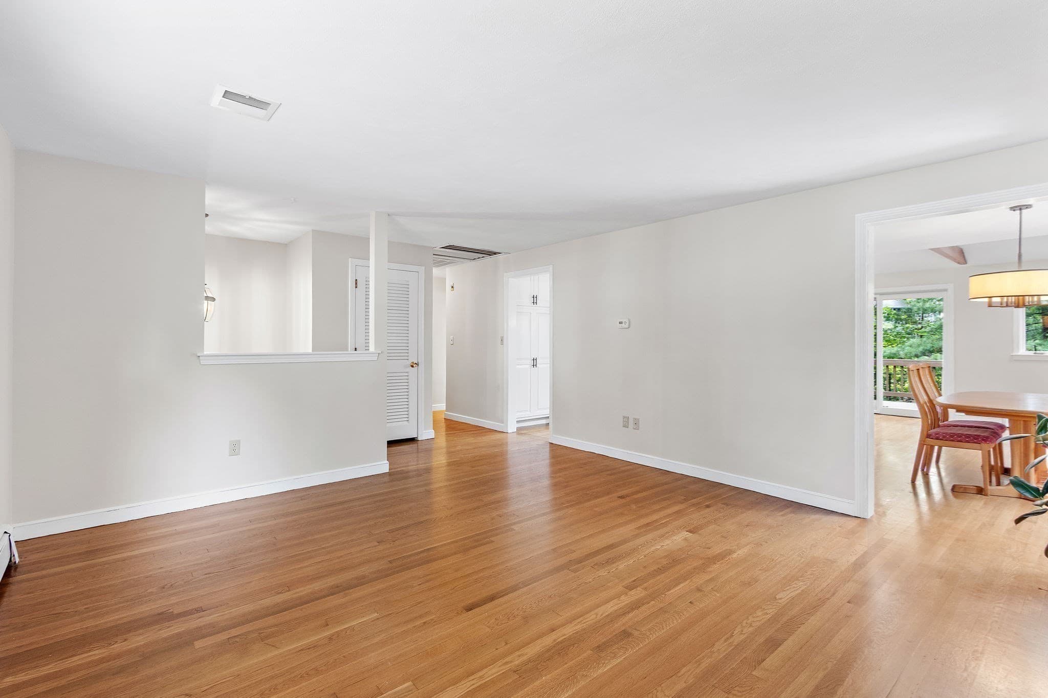Single Family Residence at 141 Longhill Rd, Franklin MA 02038, Franklin, photo 19 of 42