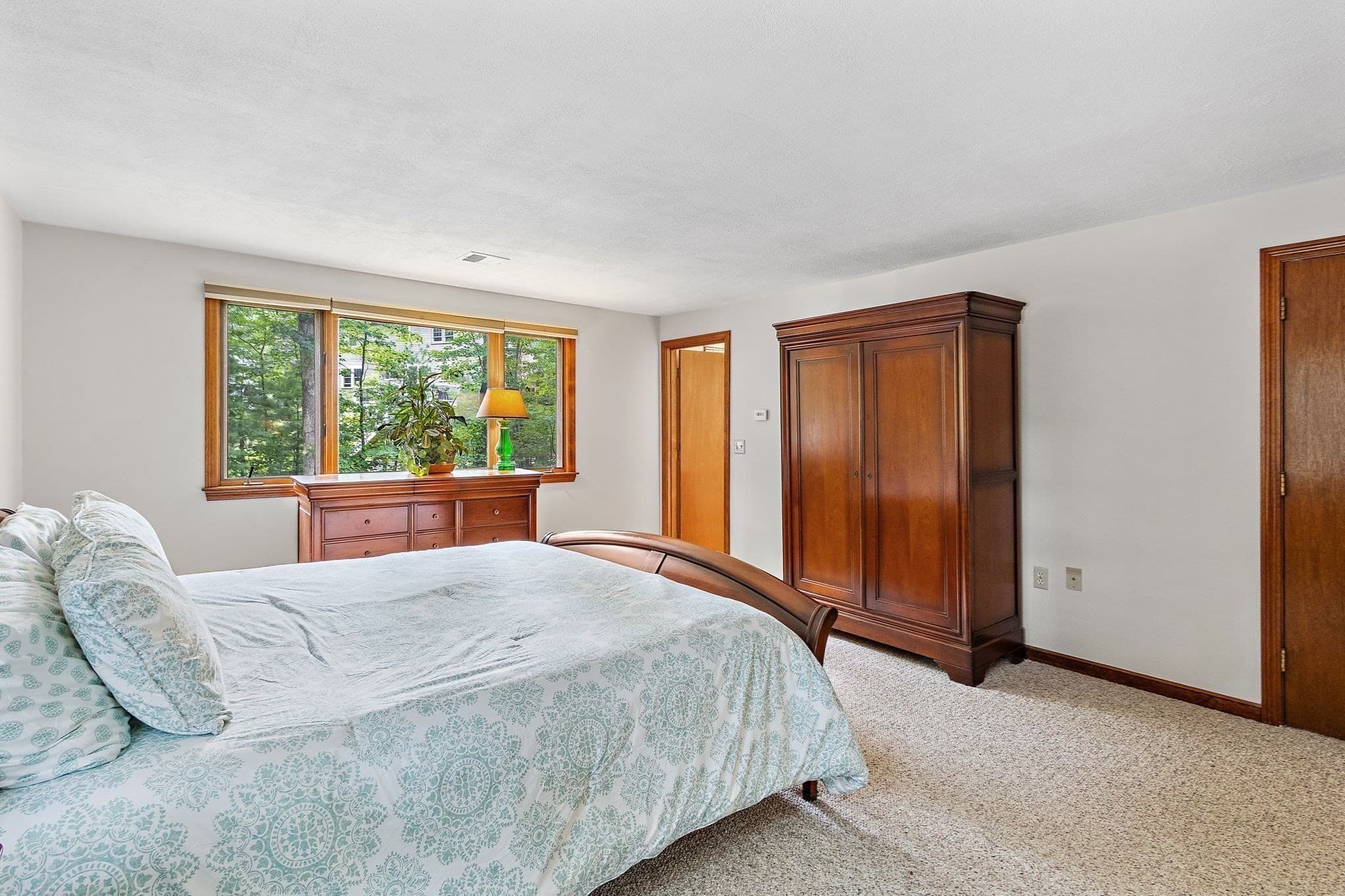 Single Family Residence at 141 Longhill Rd, Franklin MA 02038, Franklin, photo 25 of 42