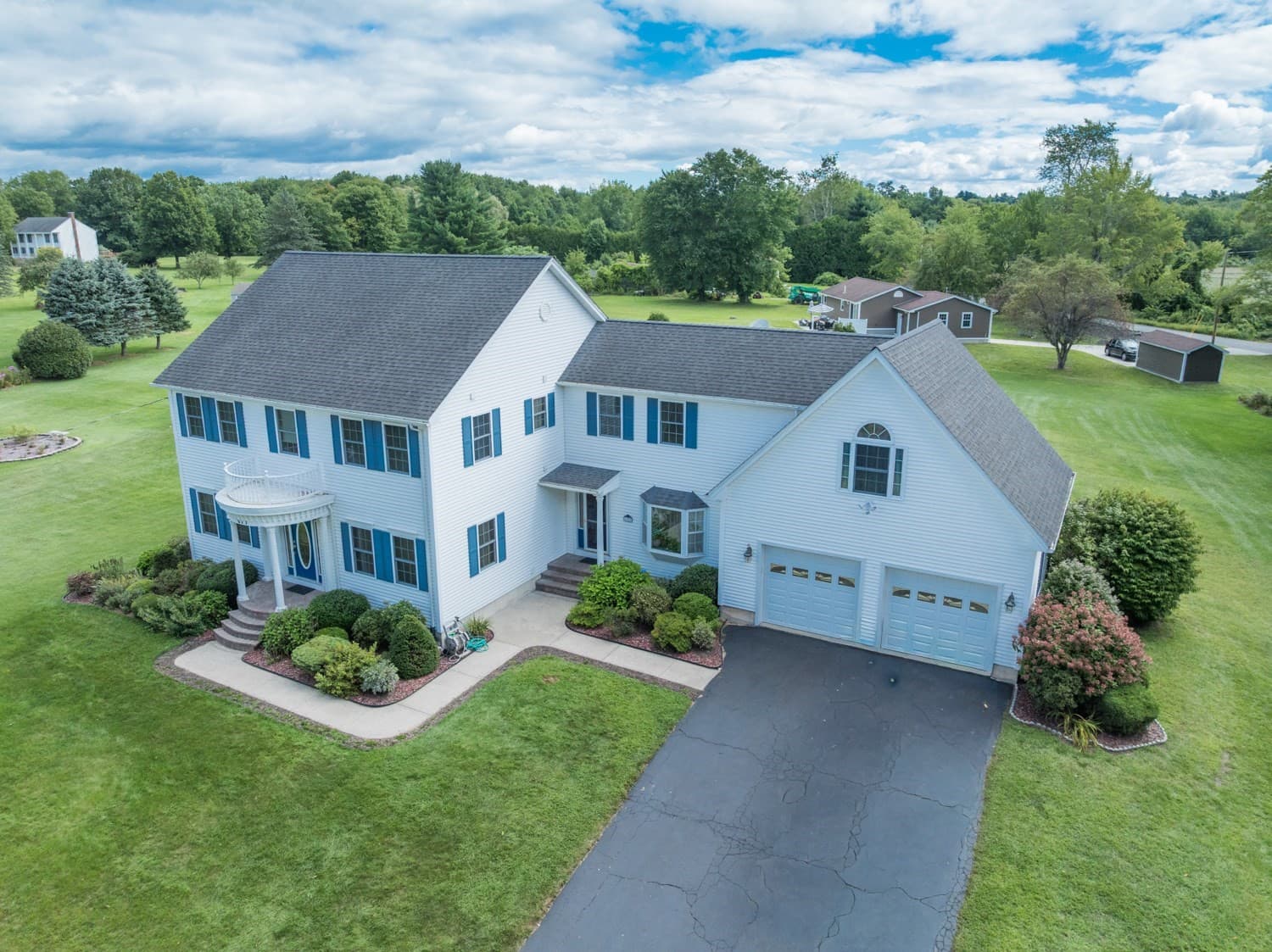 671 South Washington Street, Belchertown MA 01007
