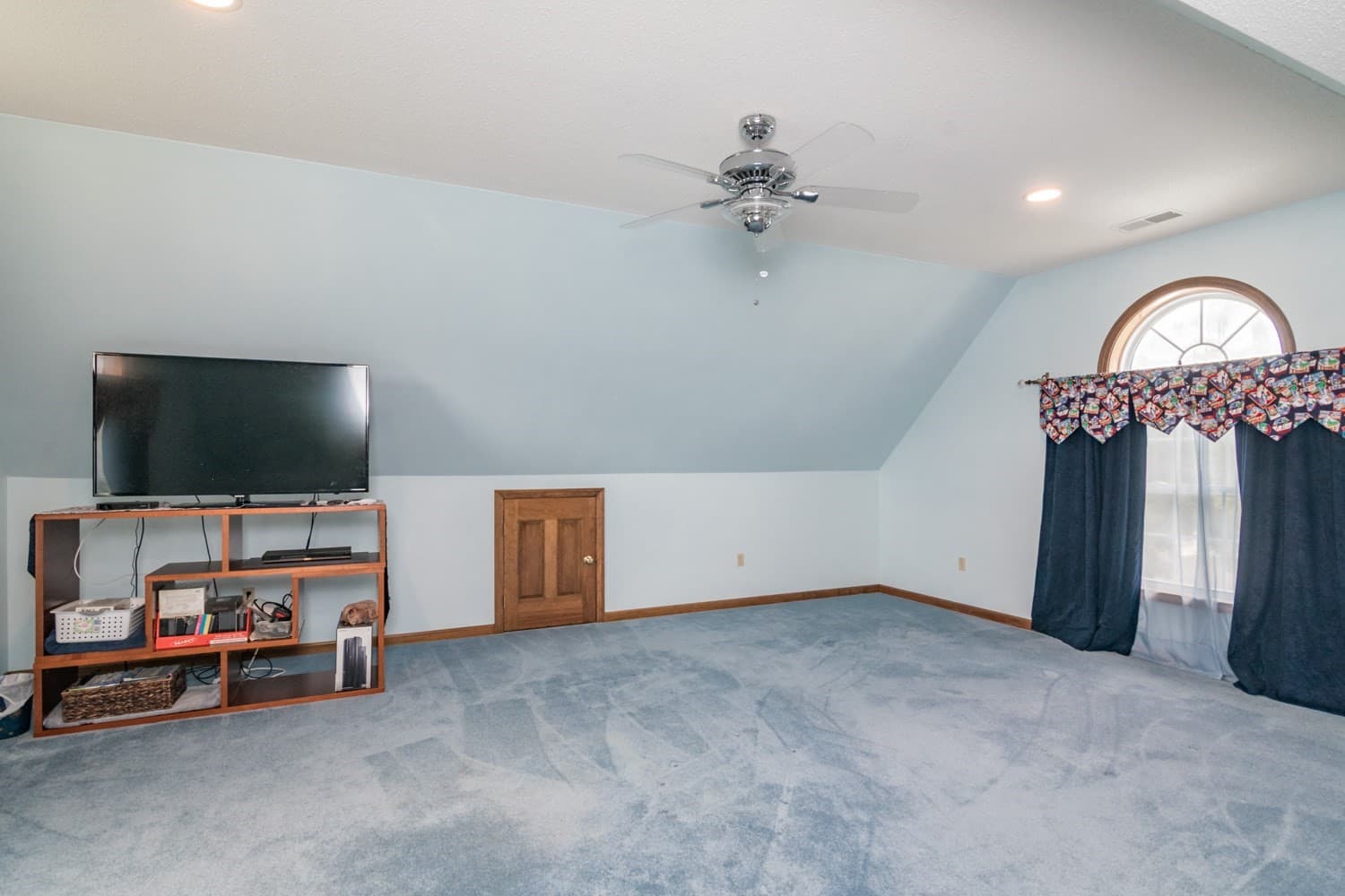 Single Family Residence at 671 South Washington Street, Belchertown MA 01007, Belchertown, photo 24 of 41