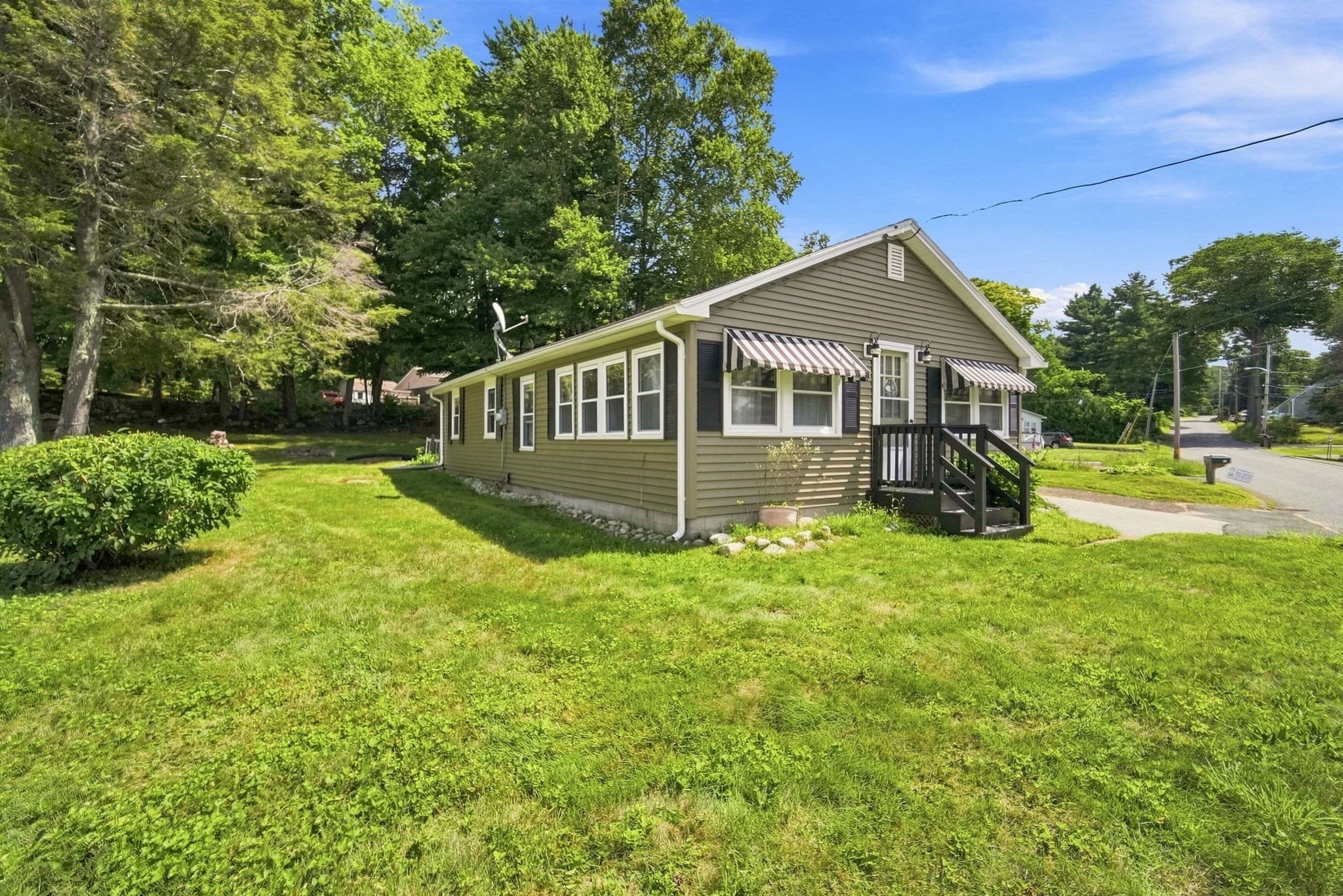 Single Family Residence at 83 Union Rd, Wales MA 01081, Wales, photo 2 of 35