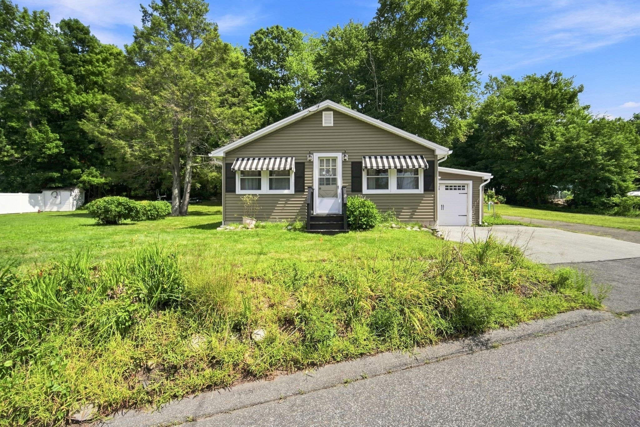 Single Family Residence at 83 Union Rd, Wales MA 01081, Wales, photo 32 of 35