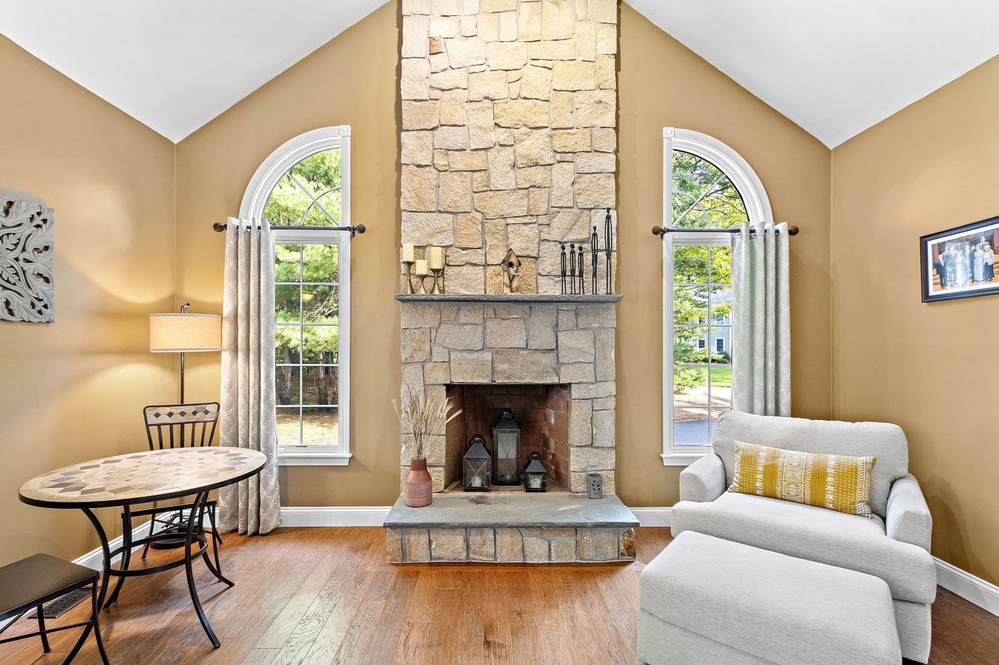 Single Family Residence at 9 Douglas Dr, Mansfield MA 02048, Mansfield, photo 16 of 42