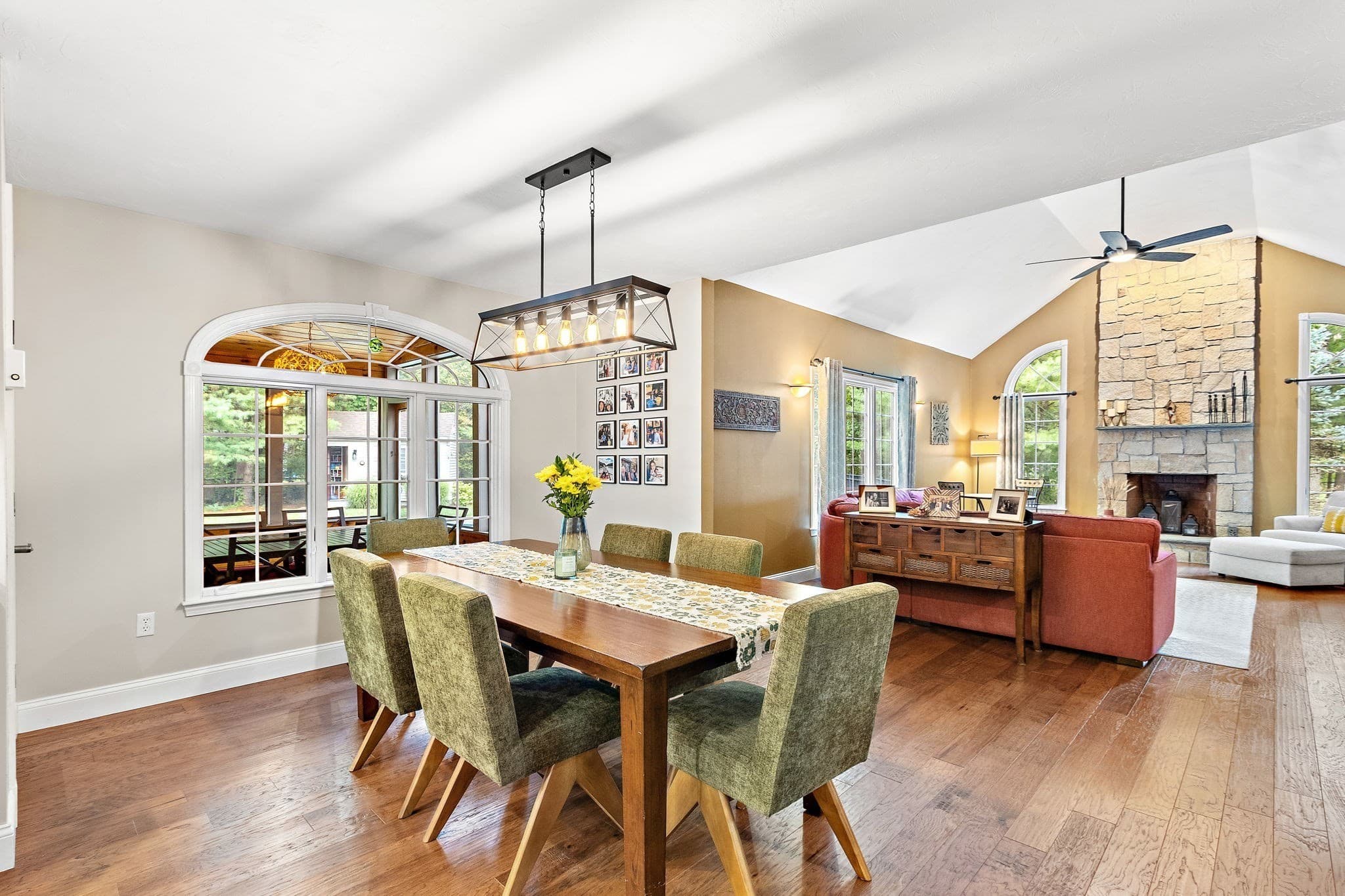 Single Family Residence at 9 Douglas Dr, Mansfield MA 02048, Mansfield, photo 12 of 42