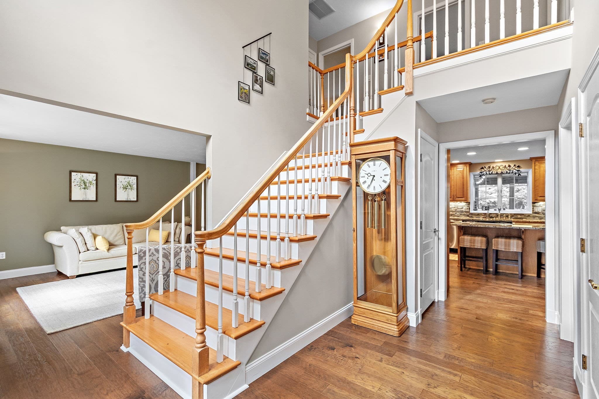 Single Family Residence at 9 Douglas Dr, Mansfield MA 02048, Mansfield, photo 3 of 42